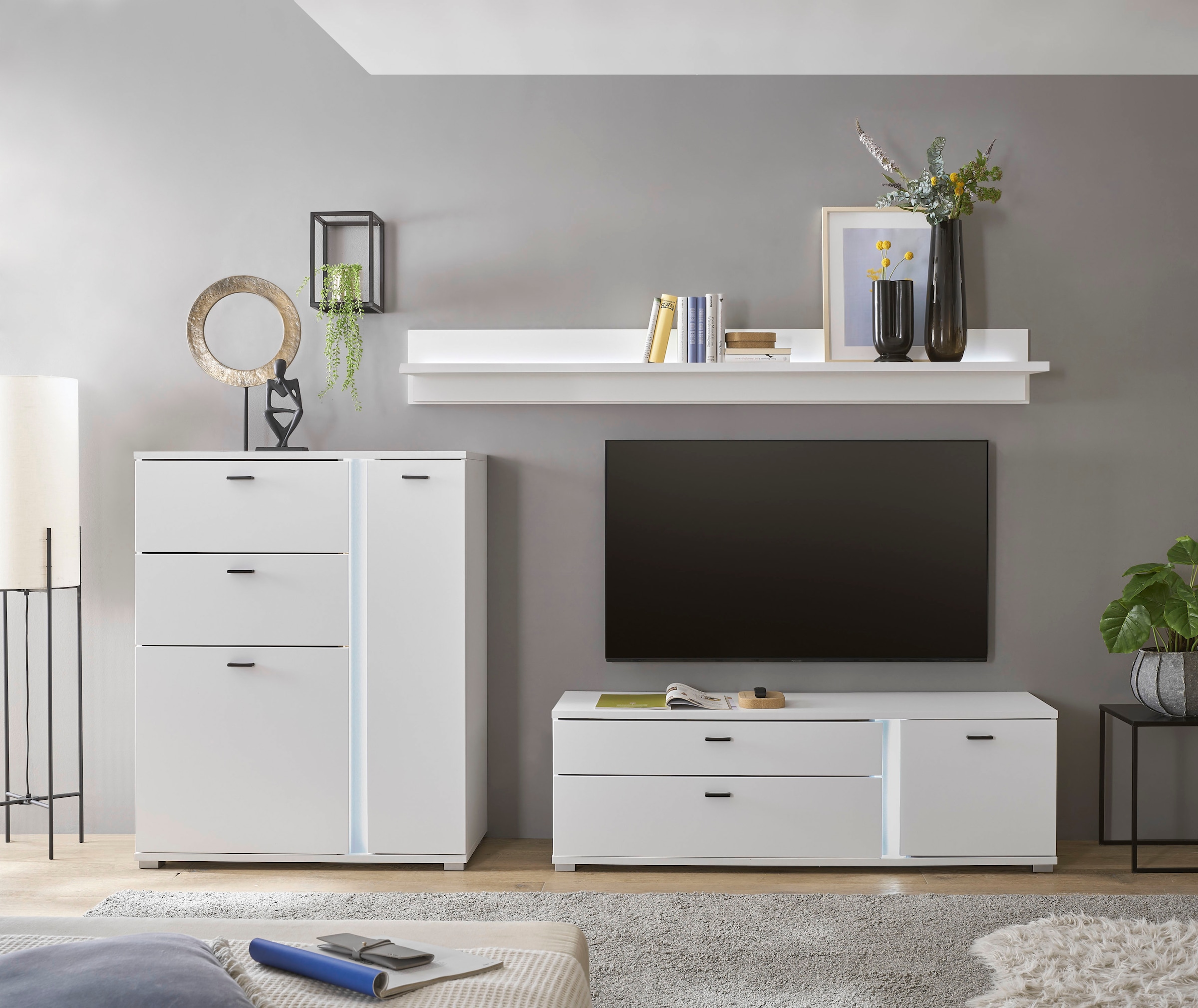 INOSIGN Wohnwand »LONG ISLAND«, (Set, 3 St.), in moderner Trendfarbe,inklusive senkrechter Beleuchtung,Breite 260 cm