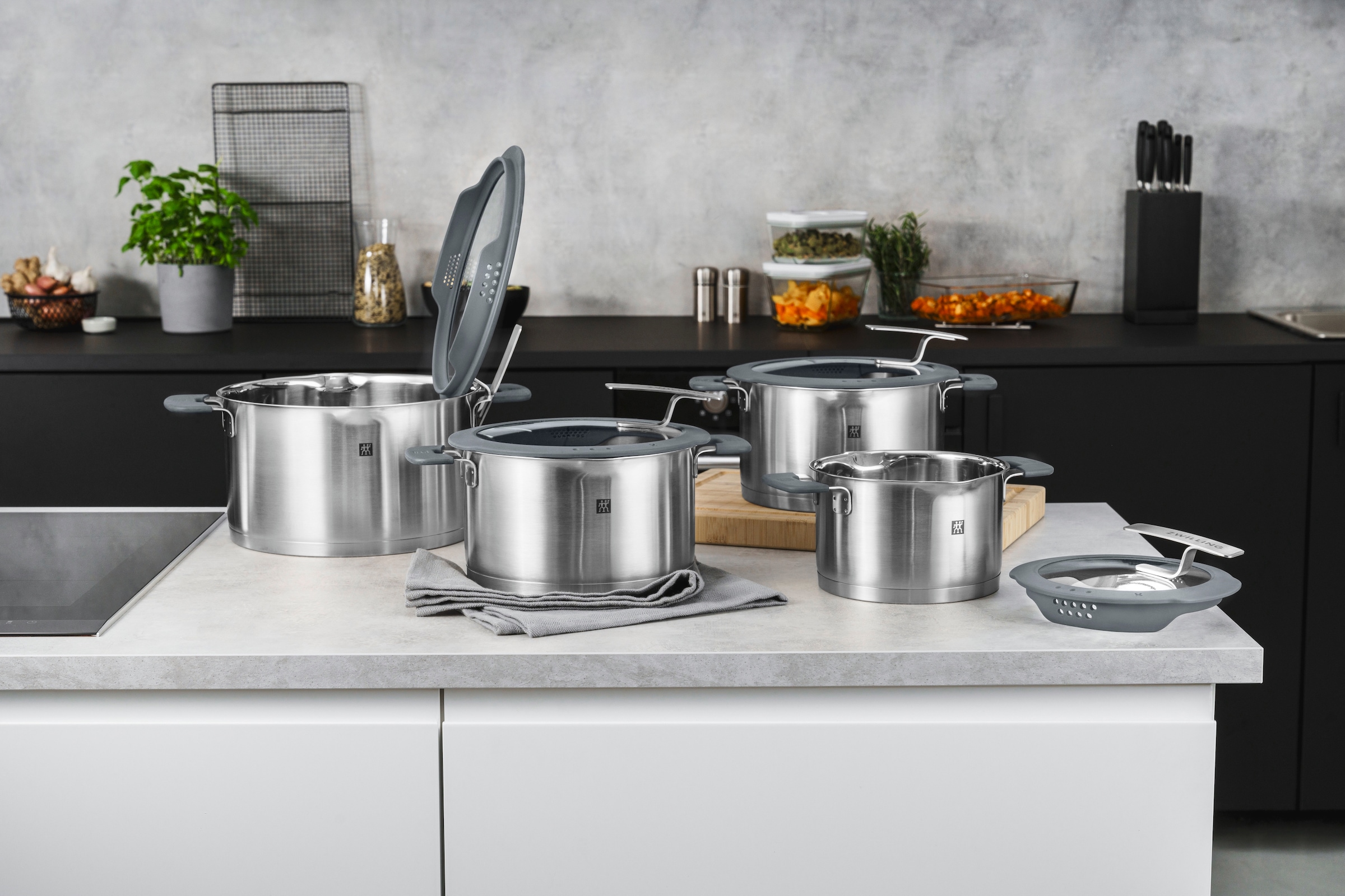 Zwilling Topf-Set »Simplify«, Edelstahl, (Set, 4 tlg.), 18/10 Edelstahl, integriertes Sieb im Deckel, Induktion, 4-tlg.
