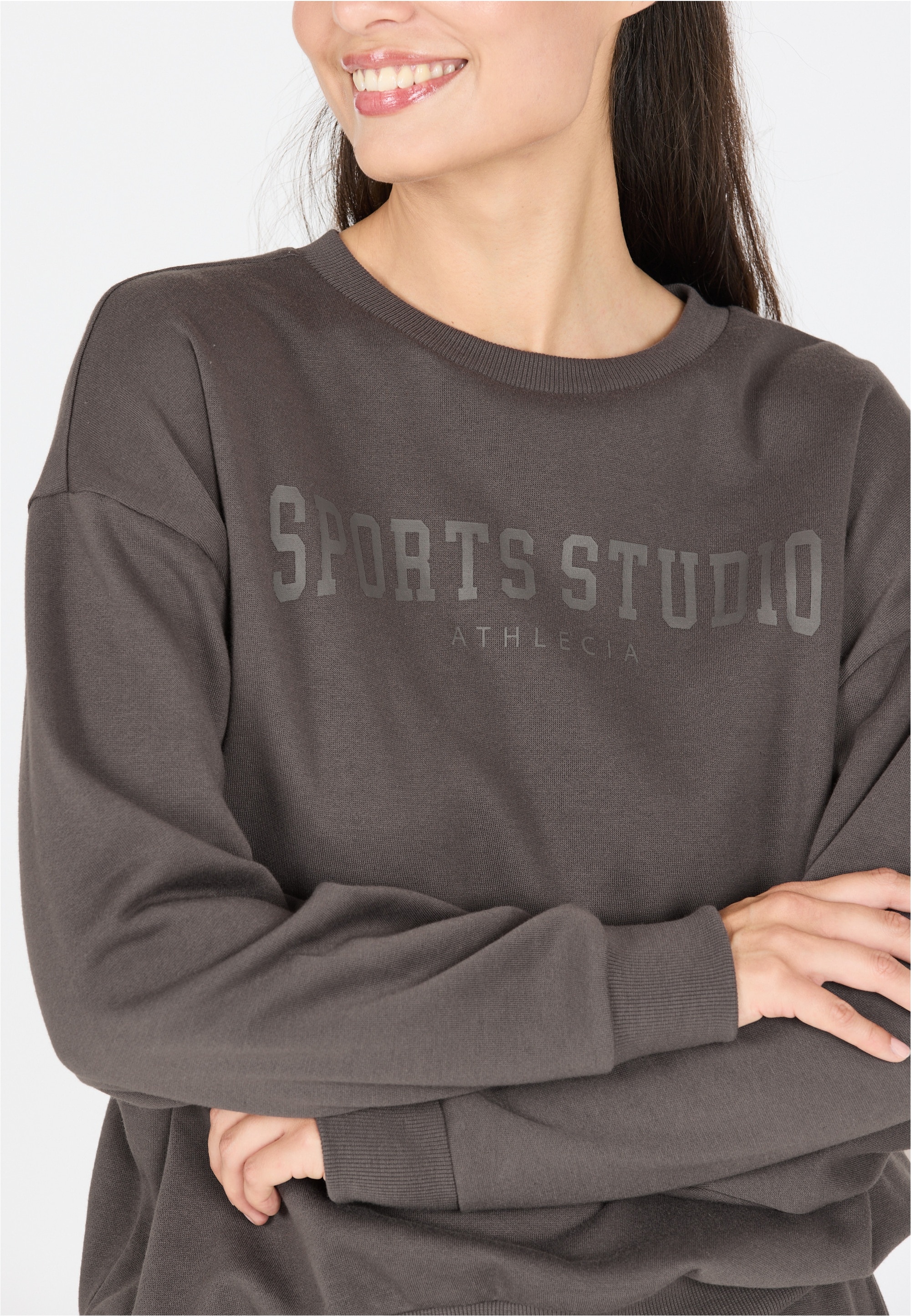 ATHLECIA Sweatshirt »Giannis«, mit atmungsaktivem Design