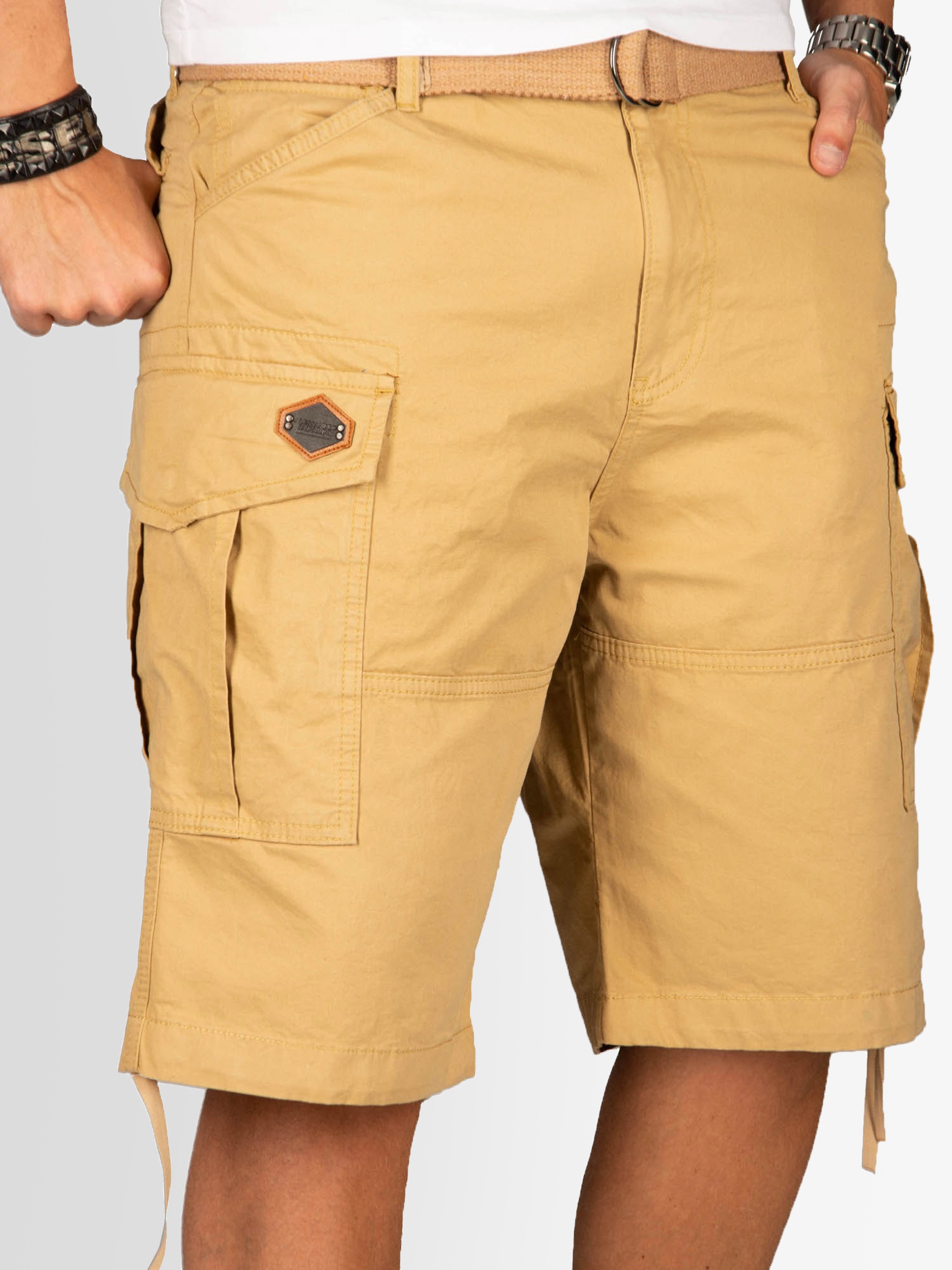 Alessandro Salvarini Cargoshorts »ASLeon«, inklusive passendem Gürtel