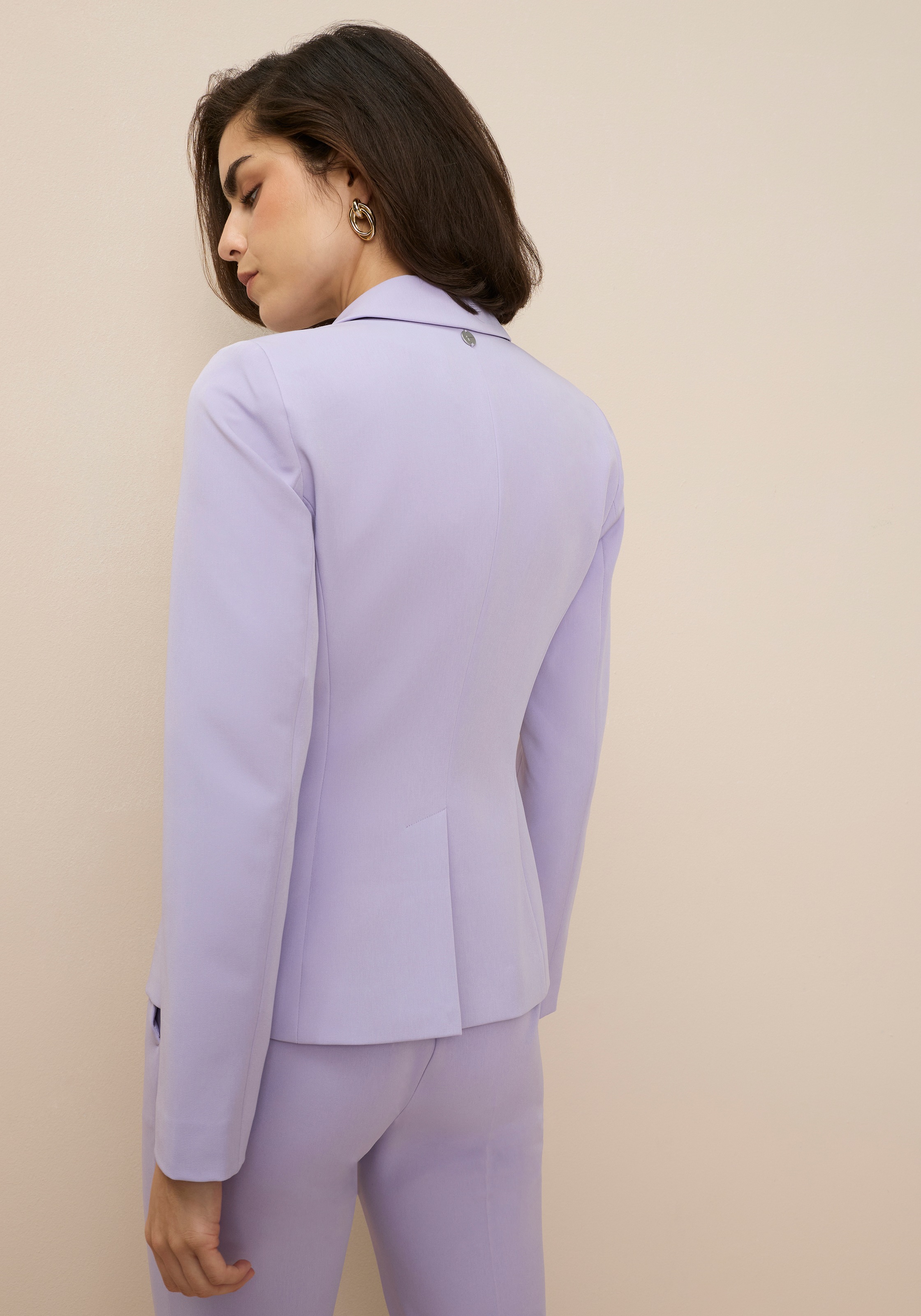 Thumbnail - Tamaris Kurzblazer in Trendfarben