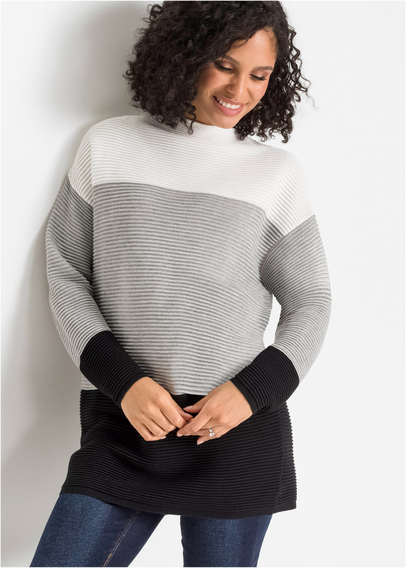 bonprix Longpullover "Gestreifter Long-Pullover" Rippstrick mit Baumwollanteil, mit dezentem Stehkragen, colorblocking