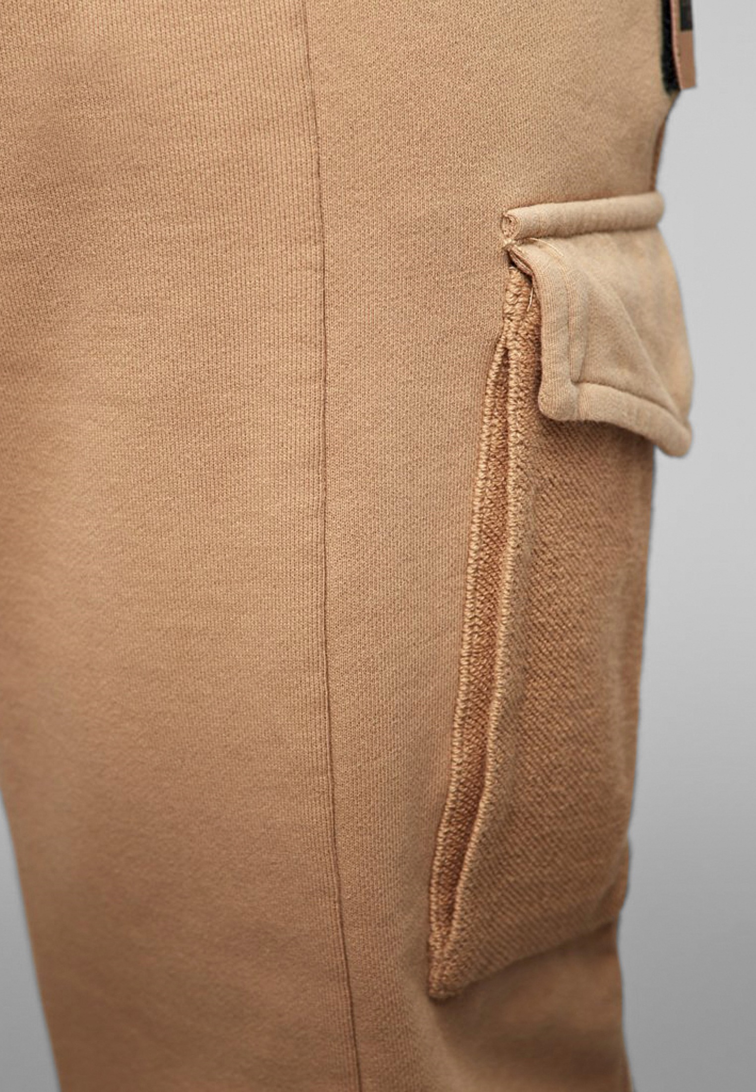 CAYLER & SONS Stoffhose »Cayler & Sons Herren CSBL Two Face Cropped Cargo Sweatpants«, (1 tlg.)