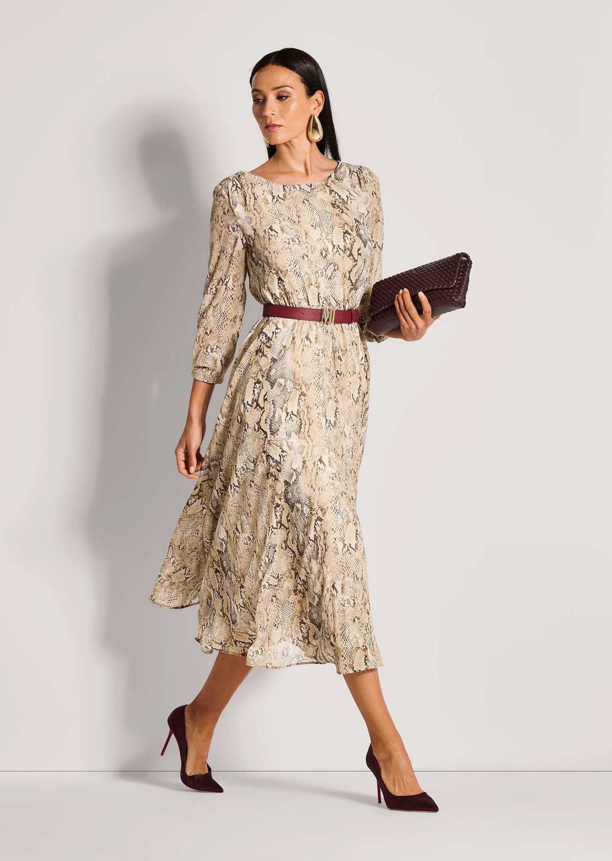 MADELEINE Sommerkleid »Maxikleid Elegantes Kleid mit Animal-Print«