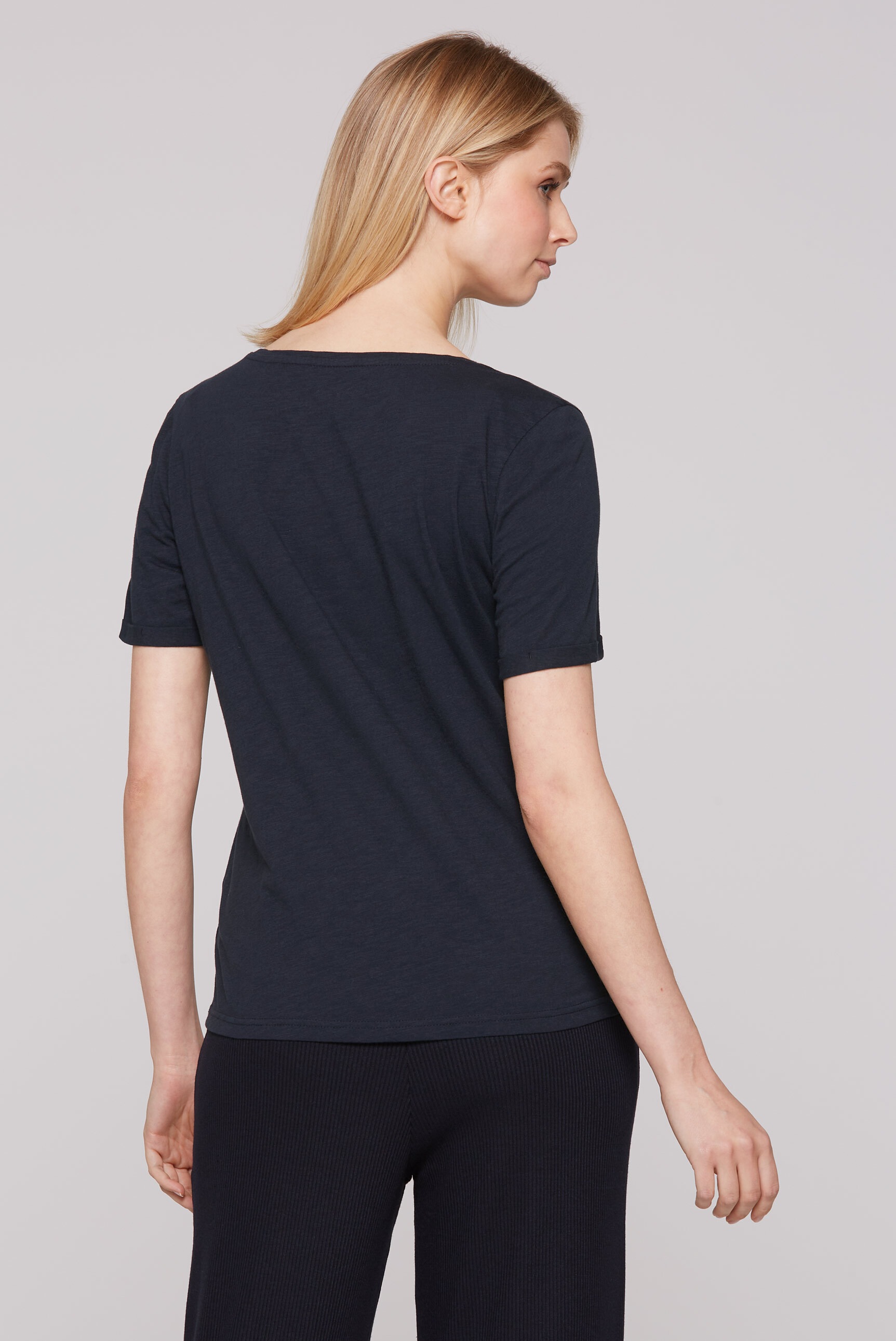 SOCCX Rundhalsshirt, mit Turn-Up-Ärmel