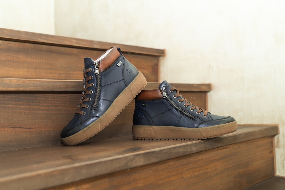 Remonte Plateausneaker, Winterstiefelette, Casual Boots mit wasserabweisender TEX-Membran