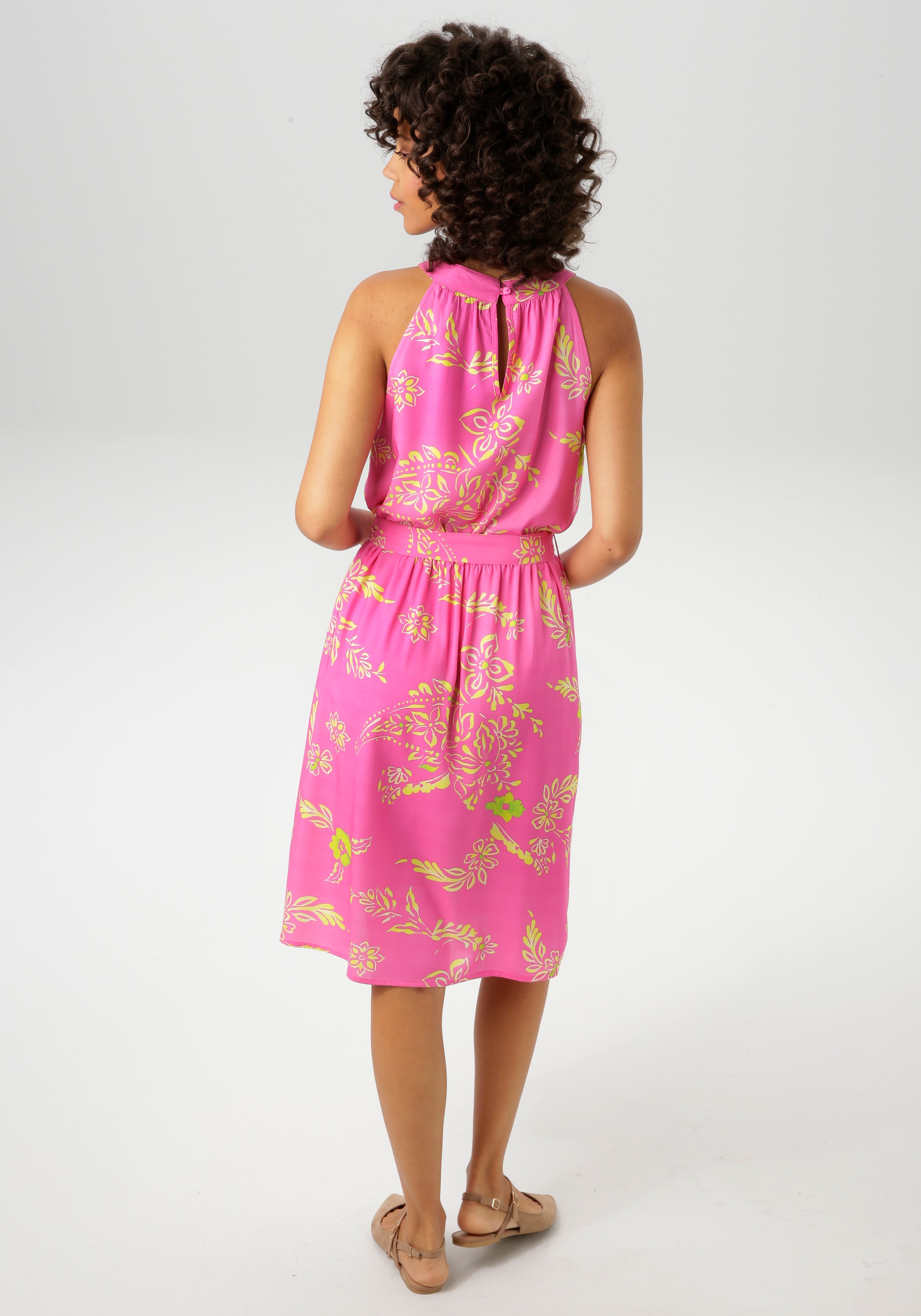 Aniston CASUAL Sommerkleid, mit farbenfrohen, grafischen Blumendruck