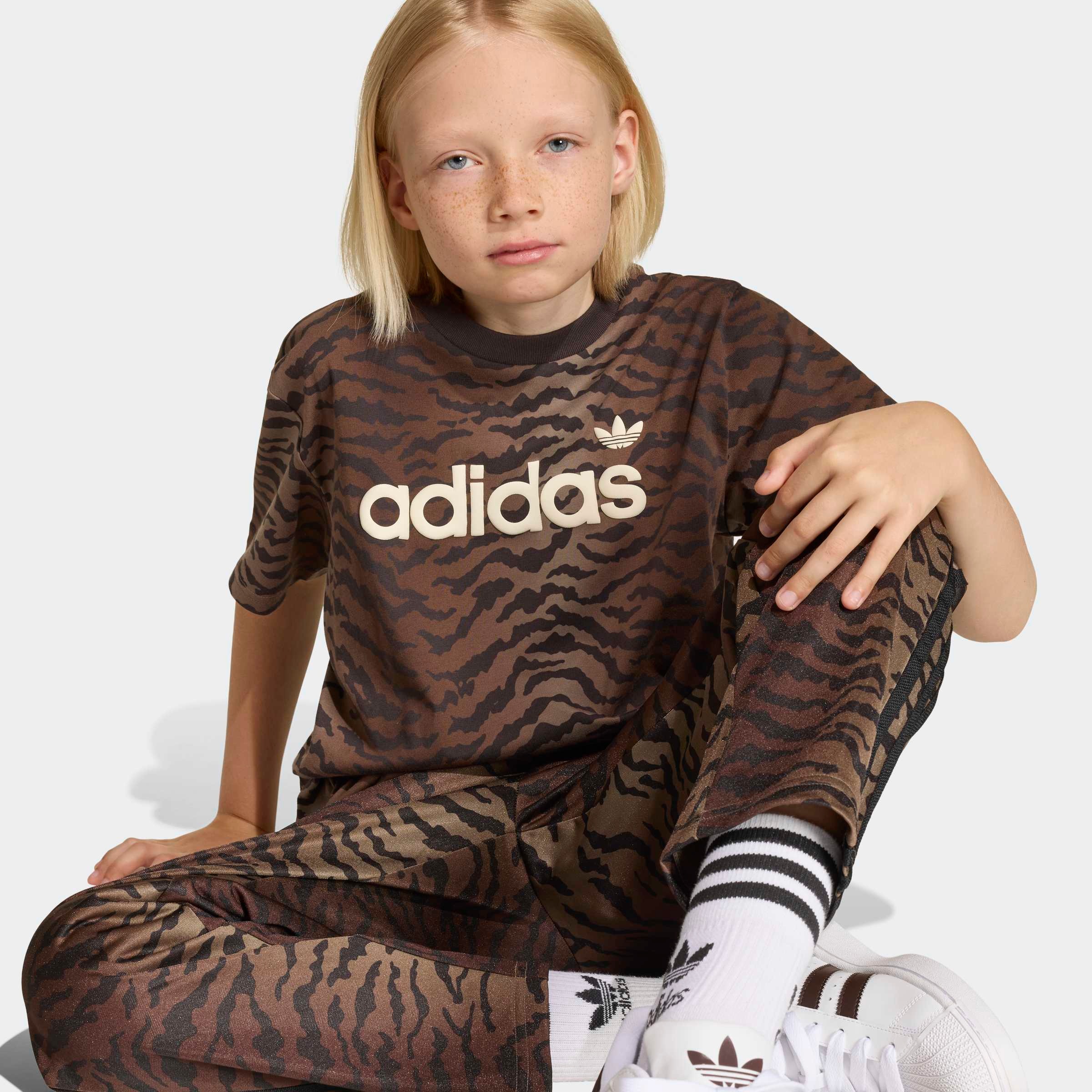 adidas Originals T-Shirt »LOOSE AOP«