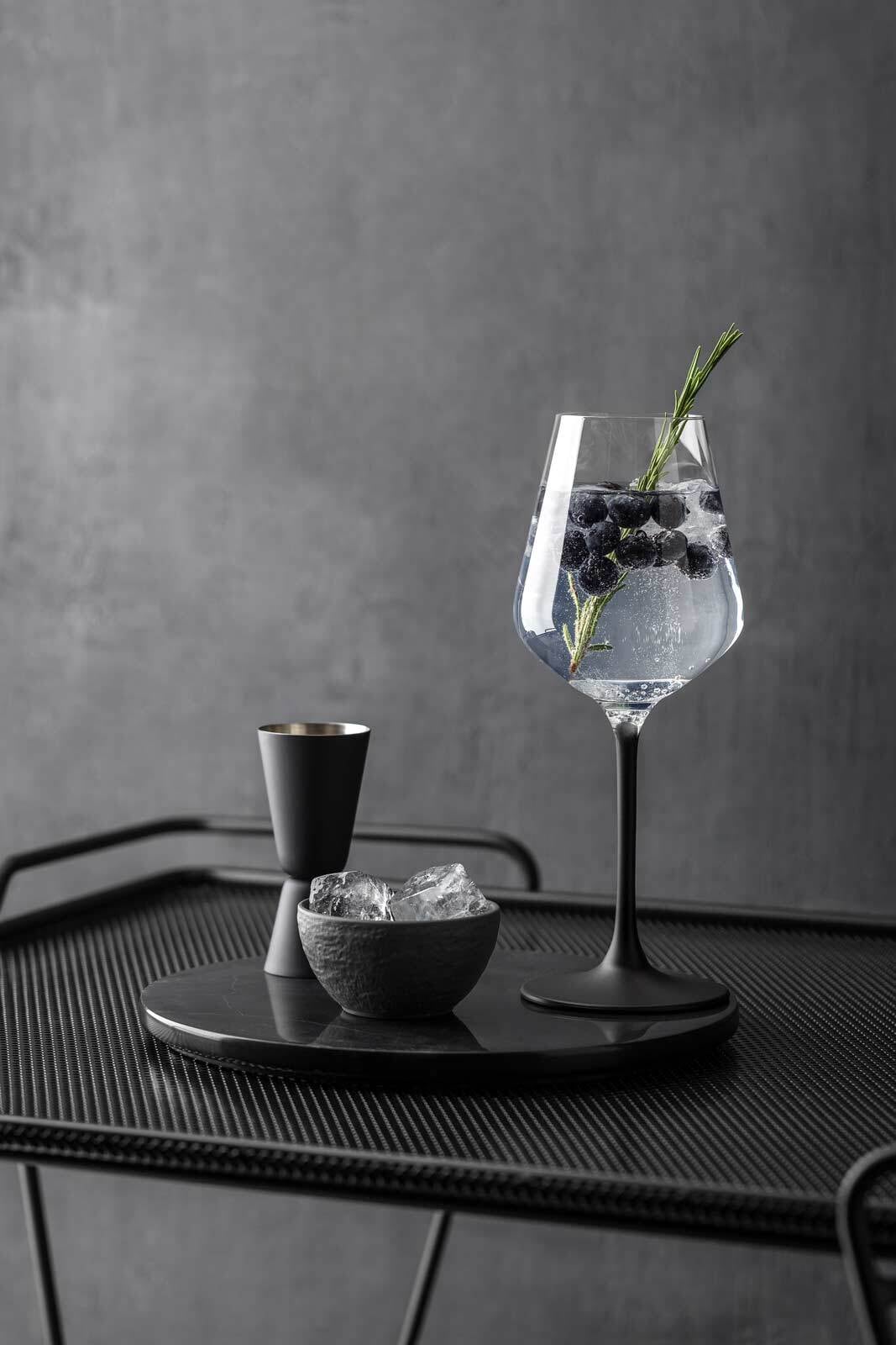 Villeroy & Boch Weißweinglas »Weißweingläser Manufacture Rock 380 ml 4er Set schwarz-transparent«