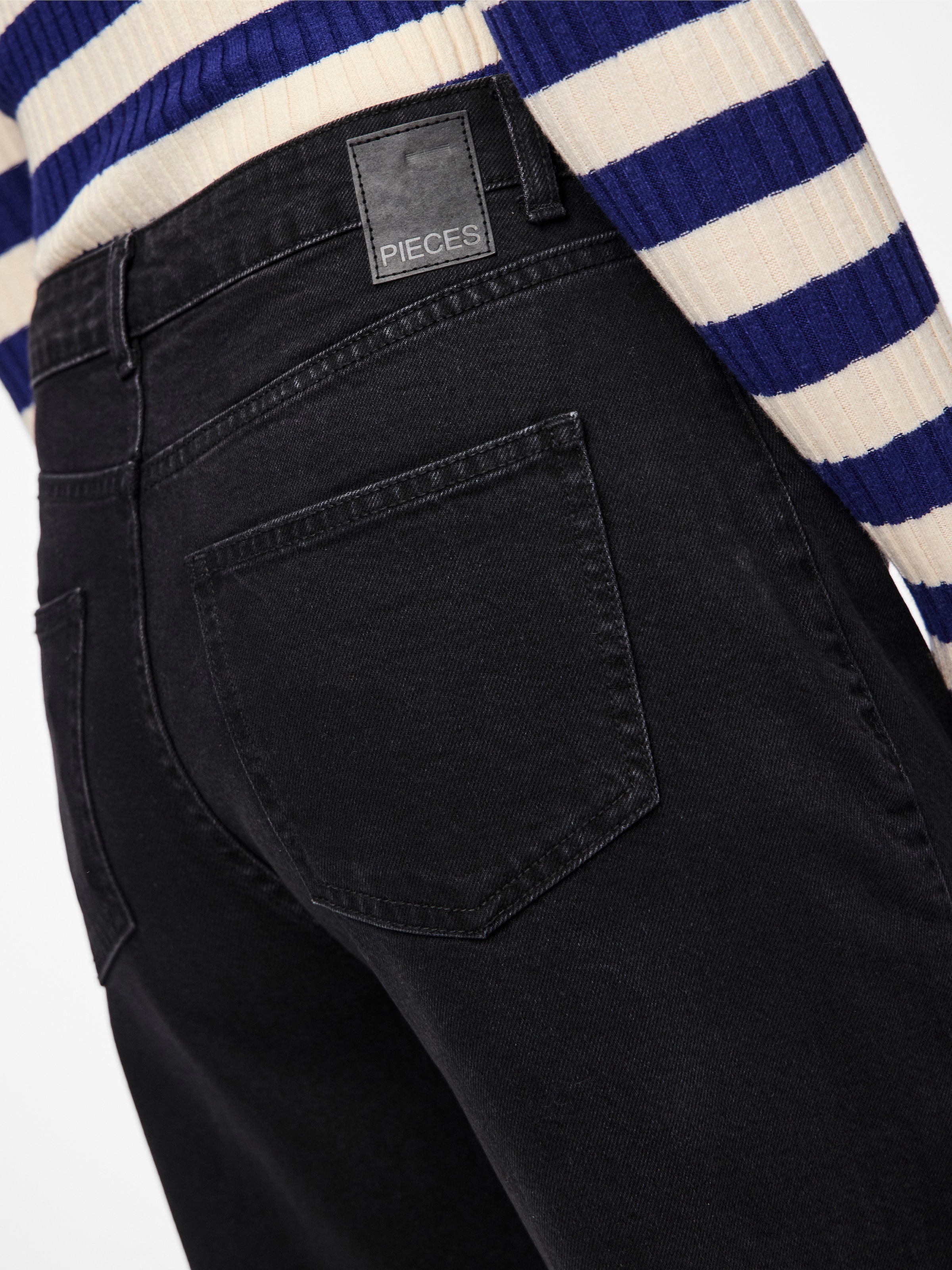 pieces High-waist-Jeans »PCSELMA HW WIDE JEANS BL NOOS BC«