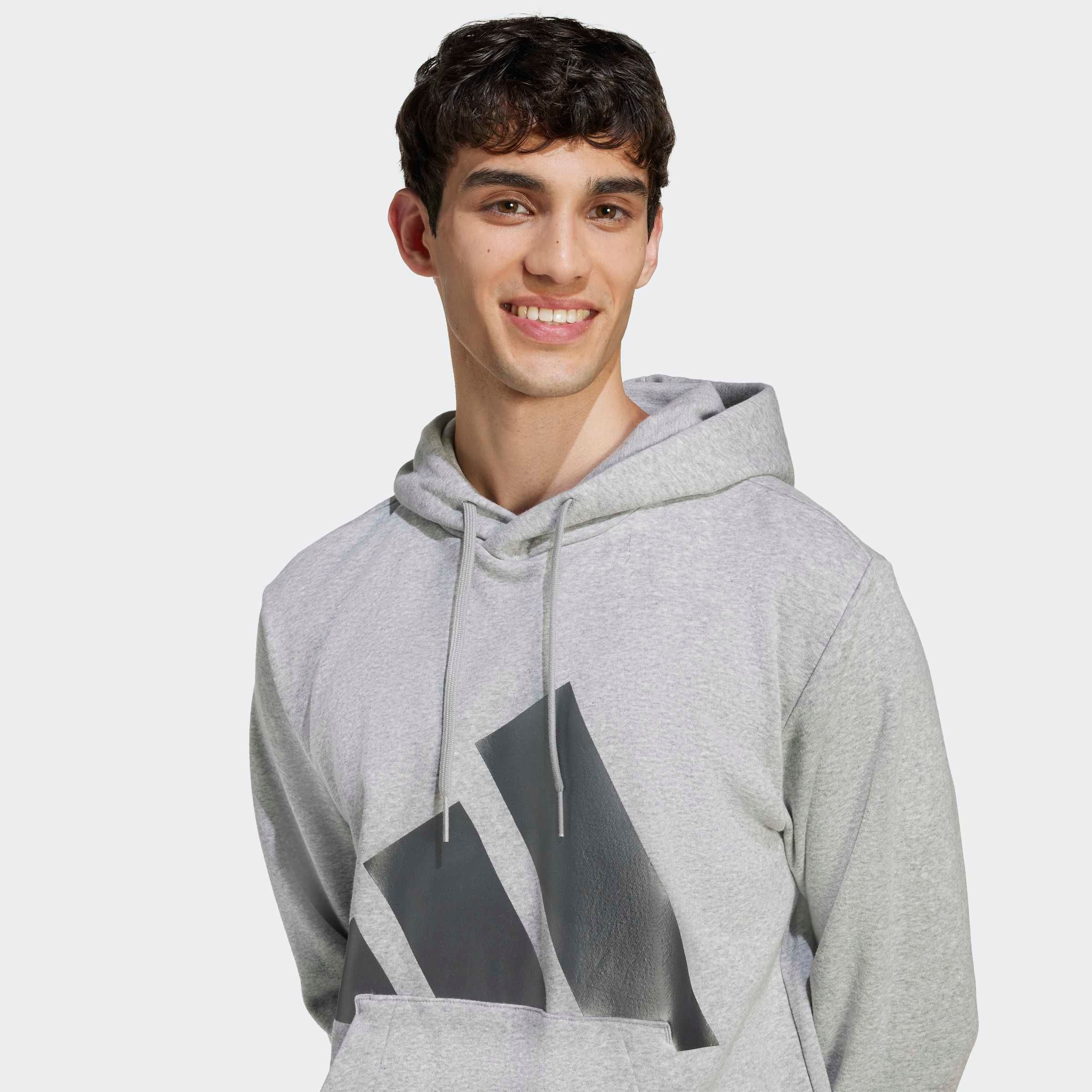 adidas Sportswear Kapuzensweatshirt »M ESS HLD HD«, mit großem BOS Branding, festliches Design, mit Rundhalsausschnitt
