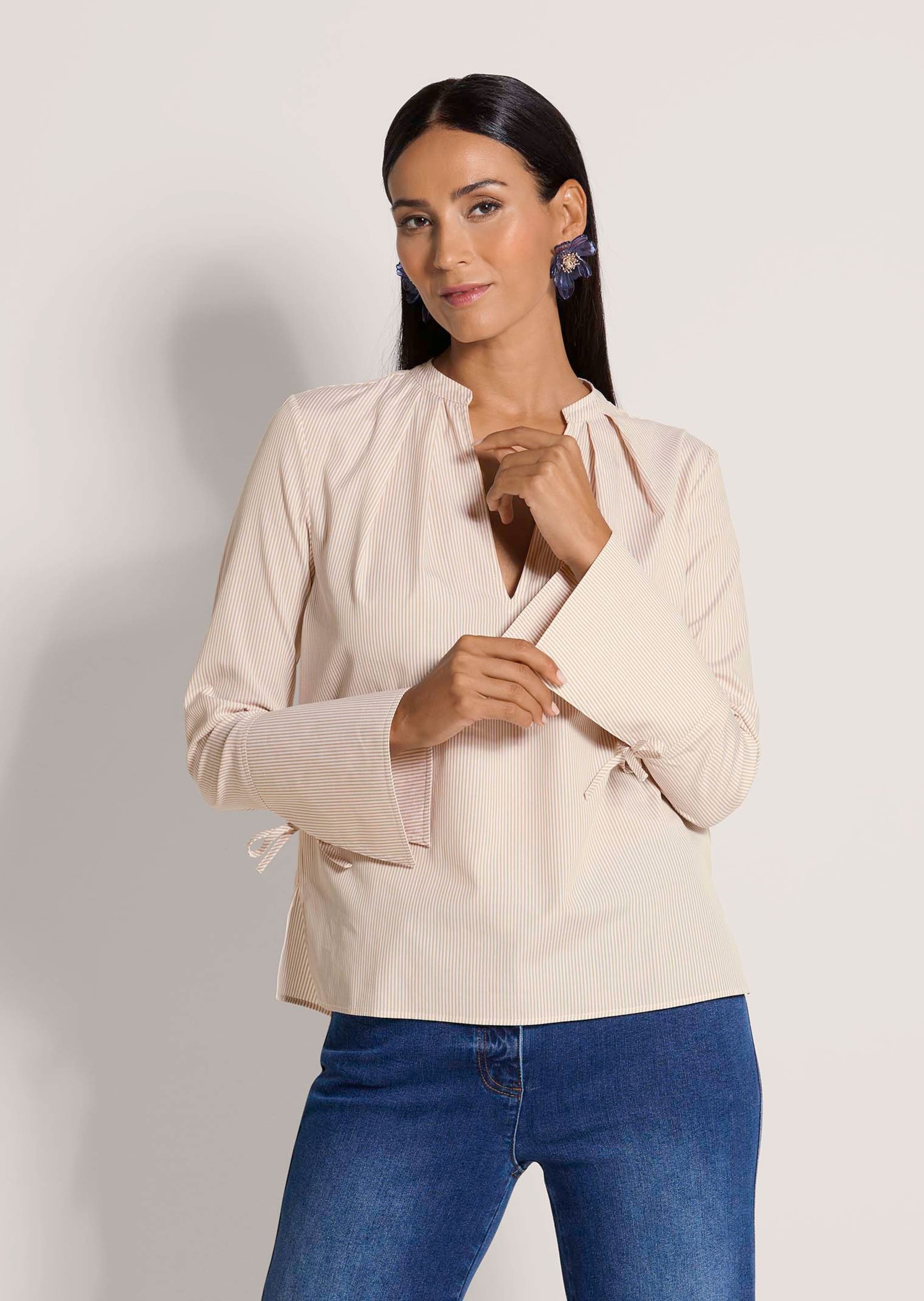 Thumbnail - MADELEINE Langarmbluse "Streifenbluse Blusenshirt mit Streifendesign" Bluse mit Rundhalsblende mit V-Ausschnitt