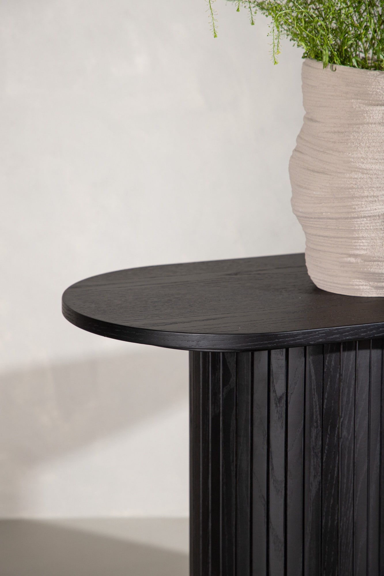 Venture Home Beistelltisch »Bianca, ovaler Konsolentisch mit Holzfurnier-Optik, 130 × 40 cm« Ablagetisch, Furnier, oval, hoch, geräumig, edel
