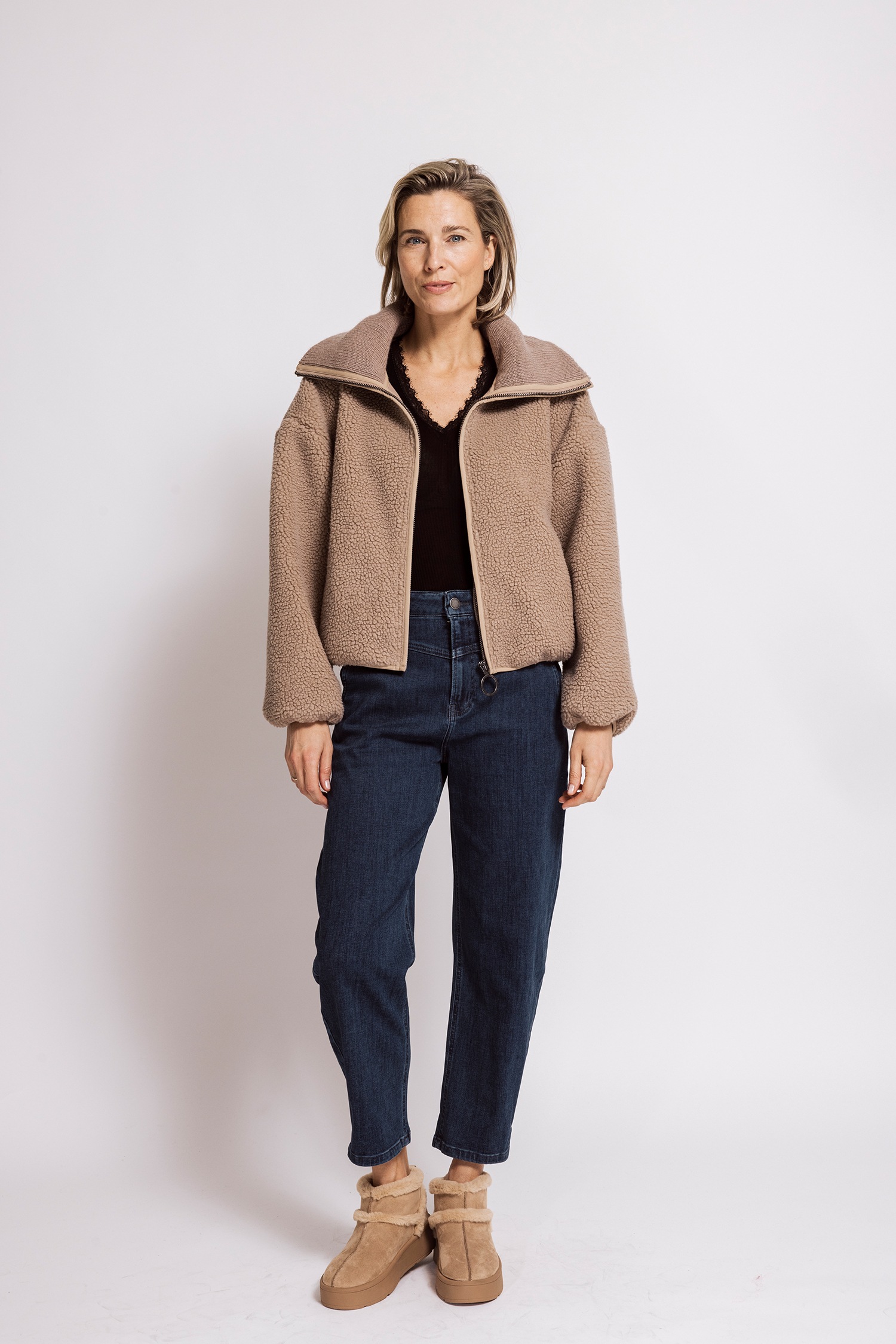 Zhrill Kurzblazer »ZIRA« Fleecejacke im Casual Stil, bequeme Passform, XXL-Kragen