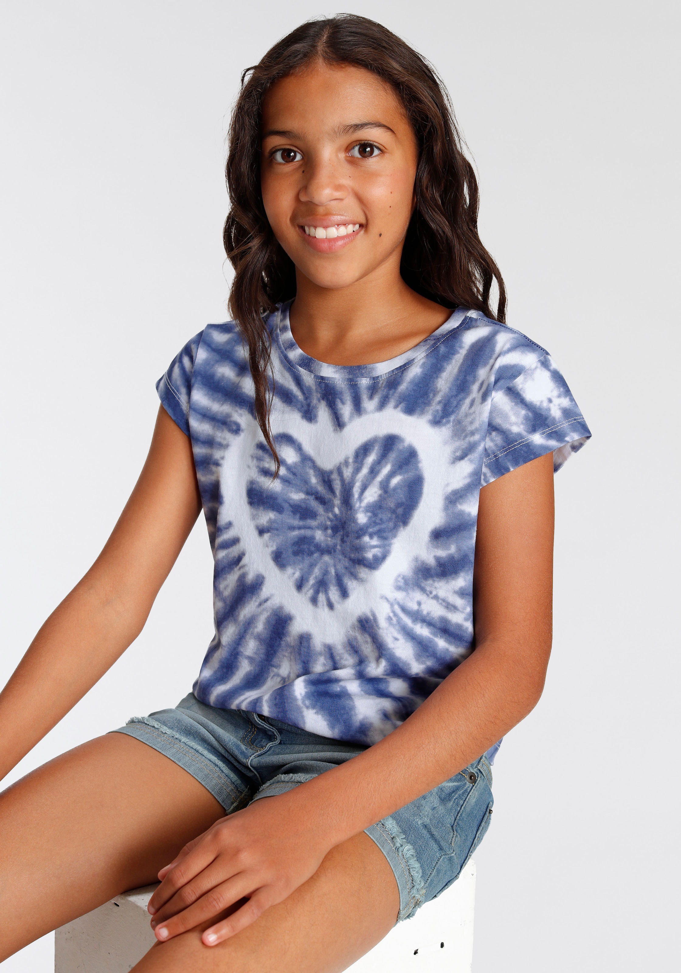 KIDSWORLD T-Shirt modische BAUR »Herz kurze Form bestellen | Batik«