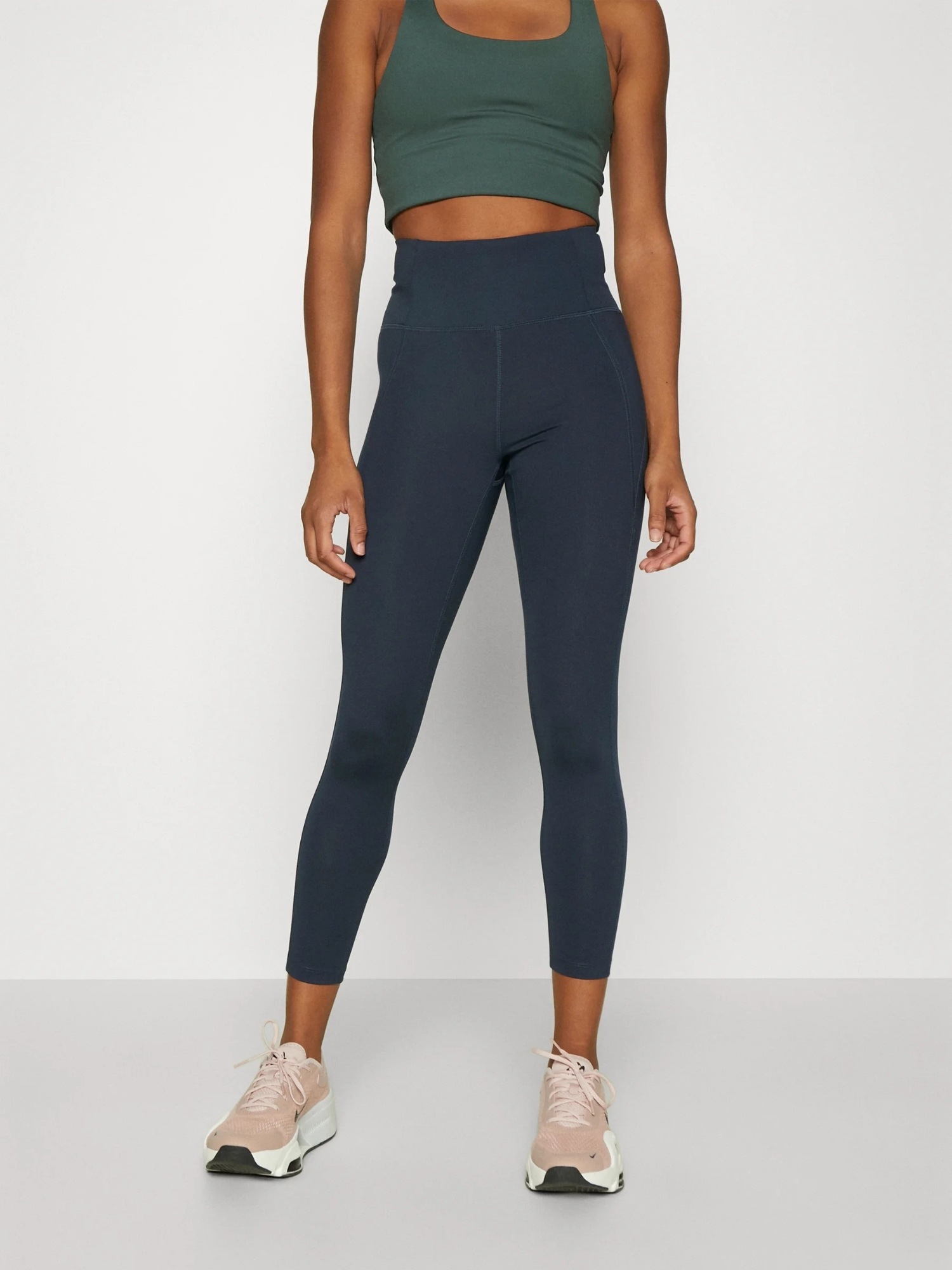 GIRLFRIEND COLLECTIVE Chinohose "Girlfriend Collective Trousers High-rise" günstig online kaufen