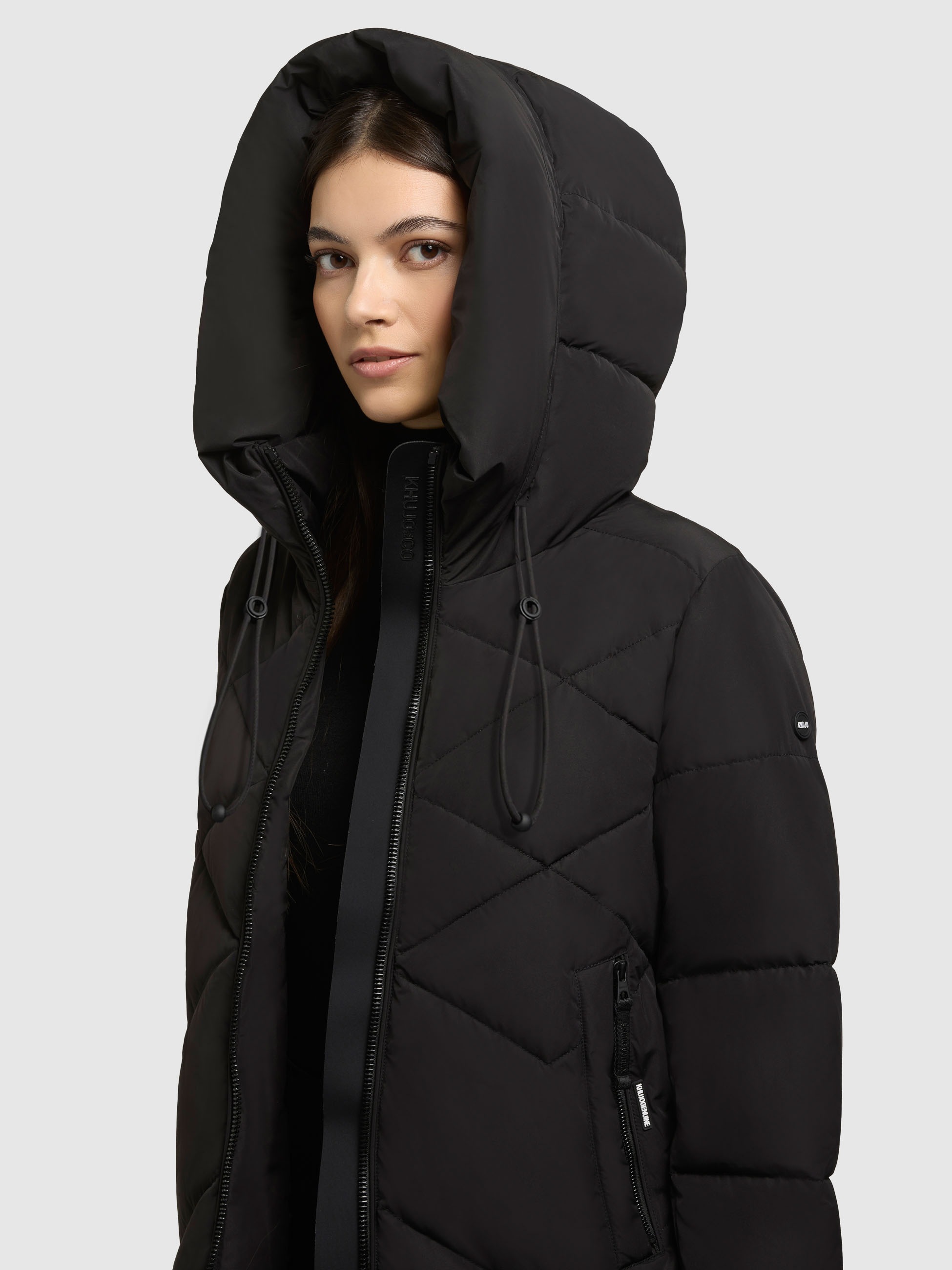 khujo Steppmantel »LINARI« innenliegender Stehkragen, elastische Bündchen am Ärmelfutter