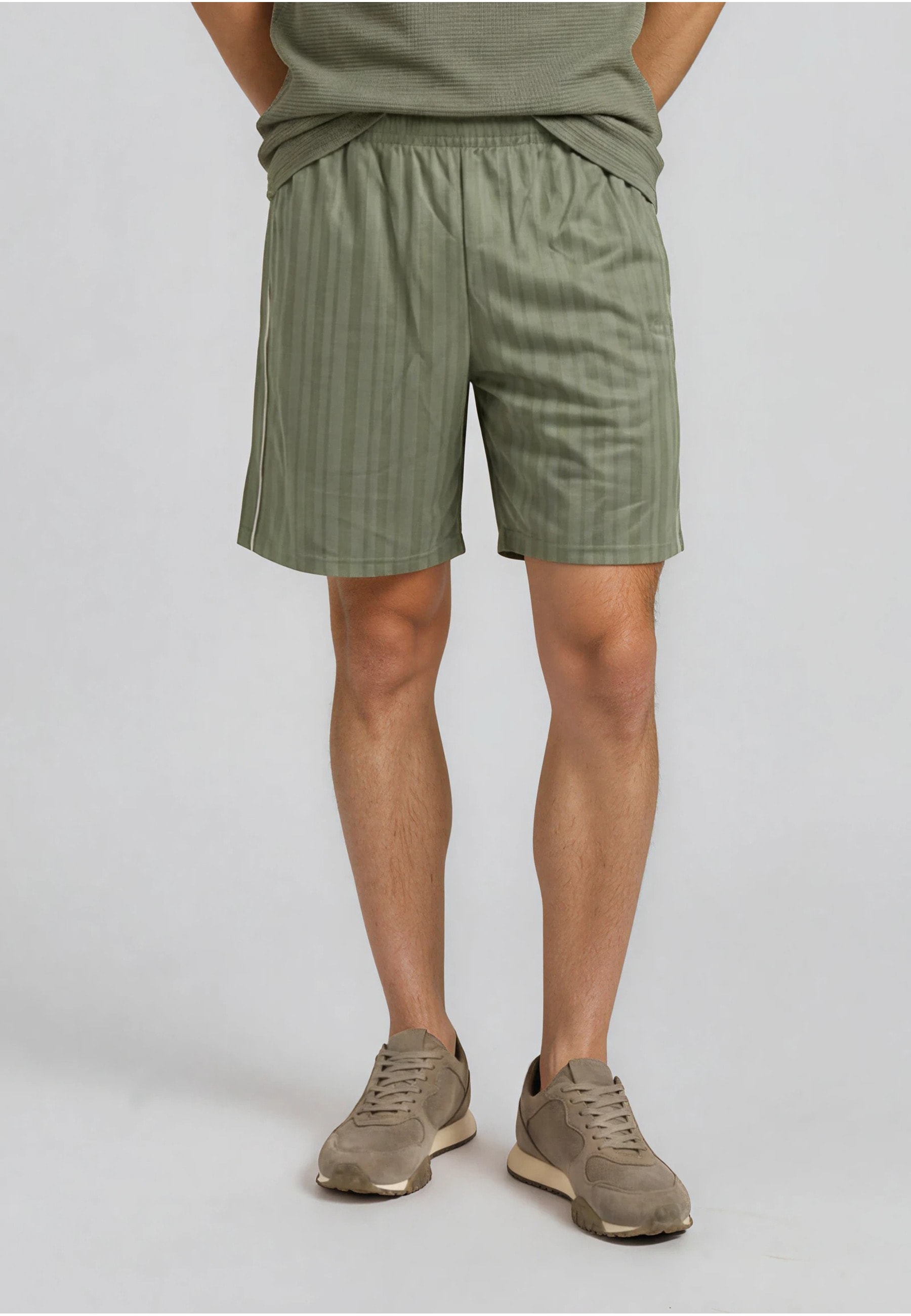 Karl Kani Trainingsshorts »Karl Kani Signature Shadow Stripe Trackshorts«