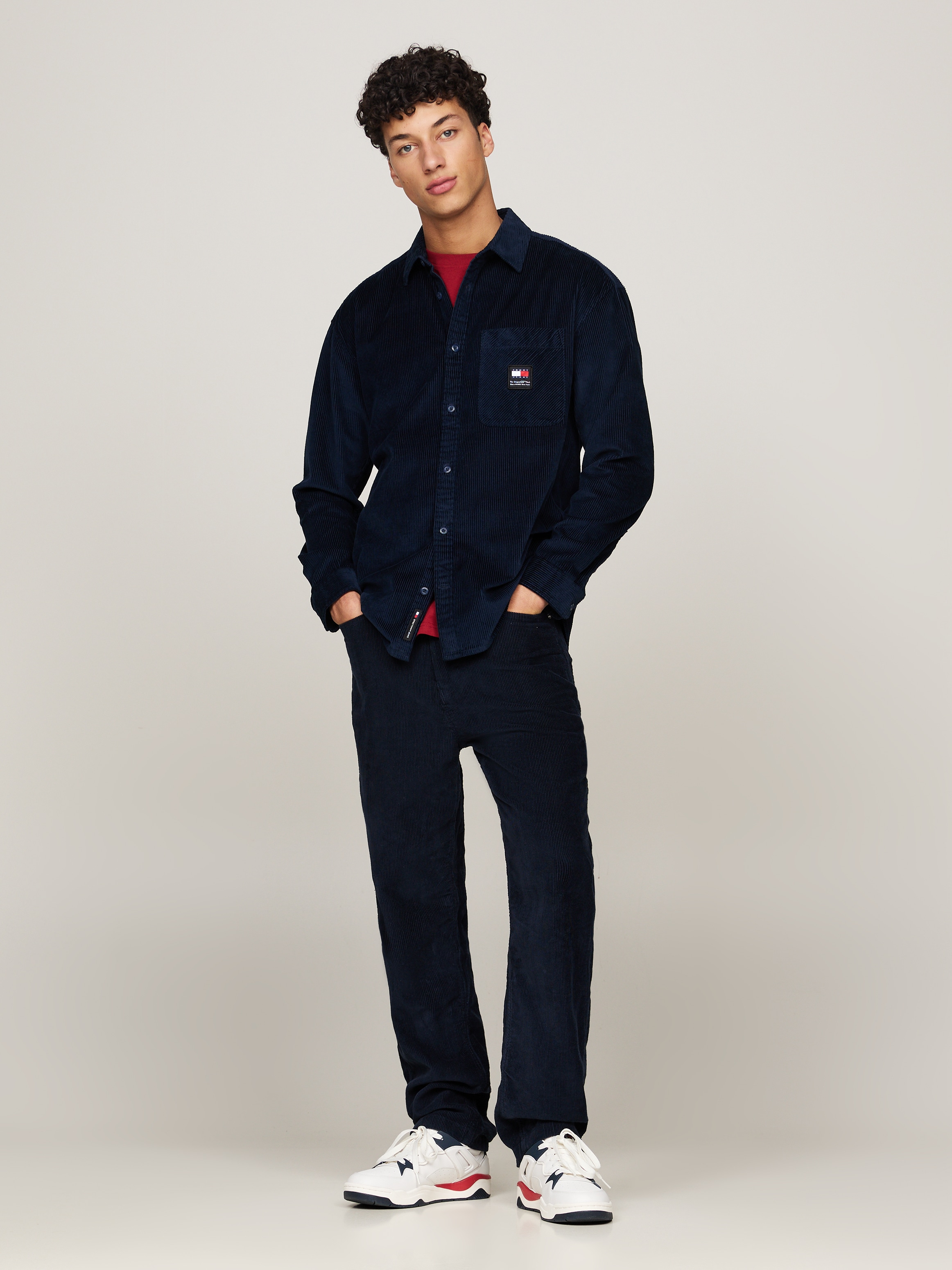 Tommy Jeans Langarmhemd »TJM RLX CHNKY CORDUROY SHIRT EXT«, aus Cord