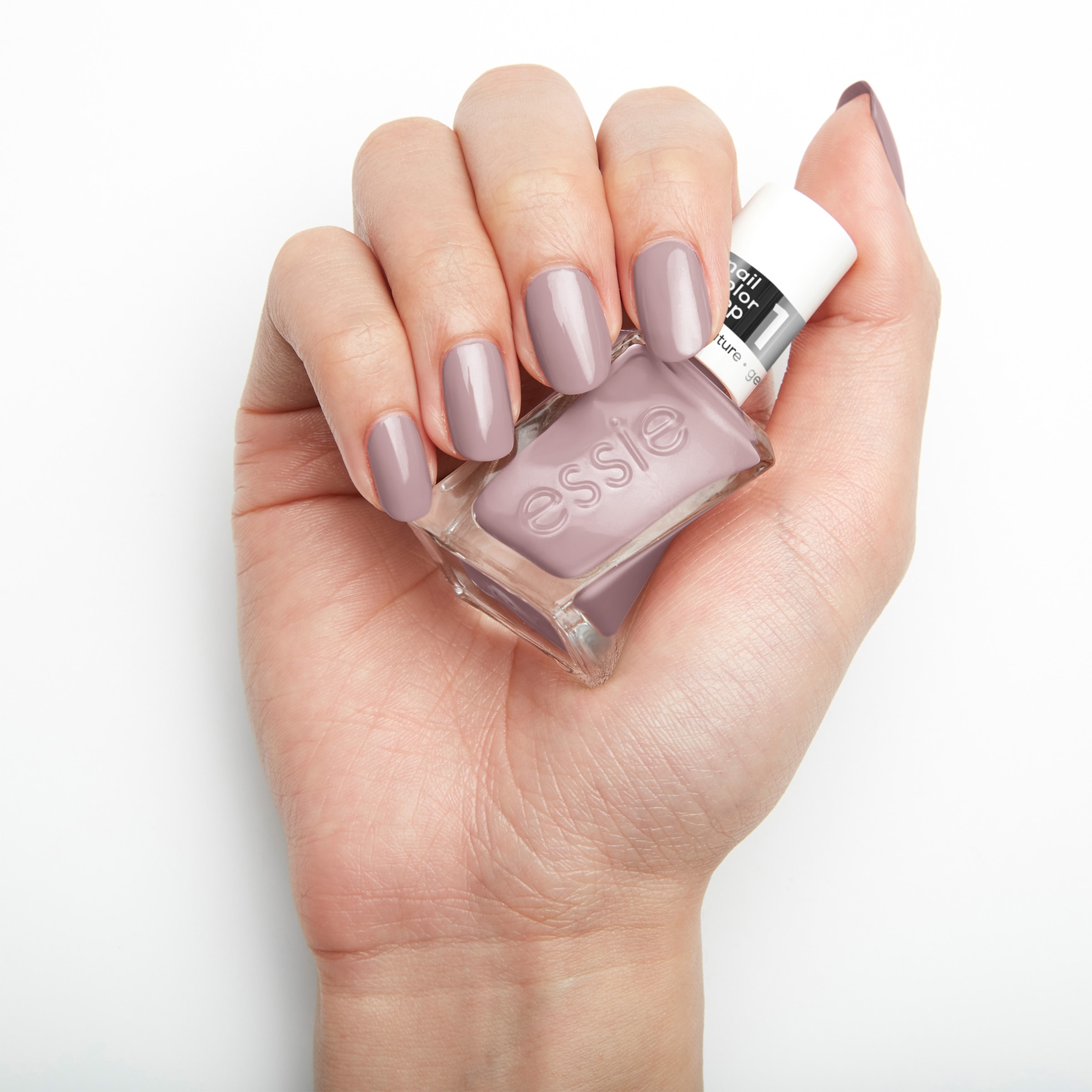 essie Nagellack »Essie Nagellack gel couture«, mit natürlichen Inhaltsstoffen