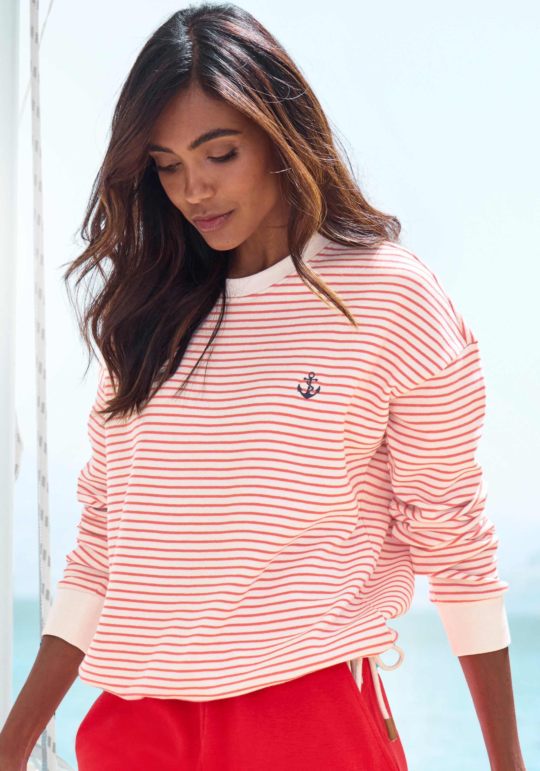 H.I.S Sweatshirt, mit Kordelzug am Saum, Loungewear