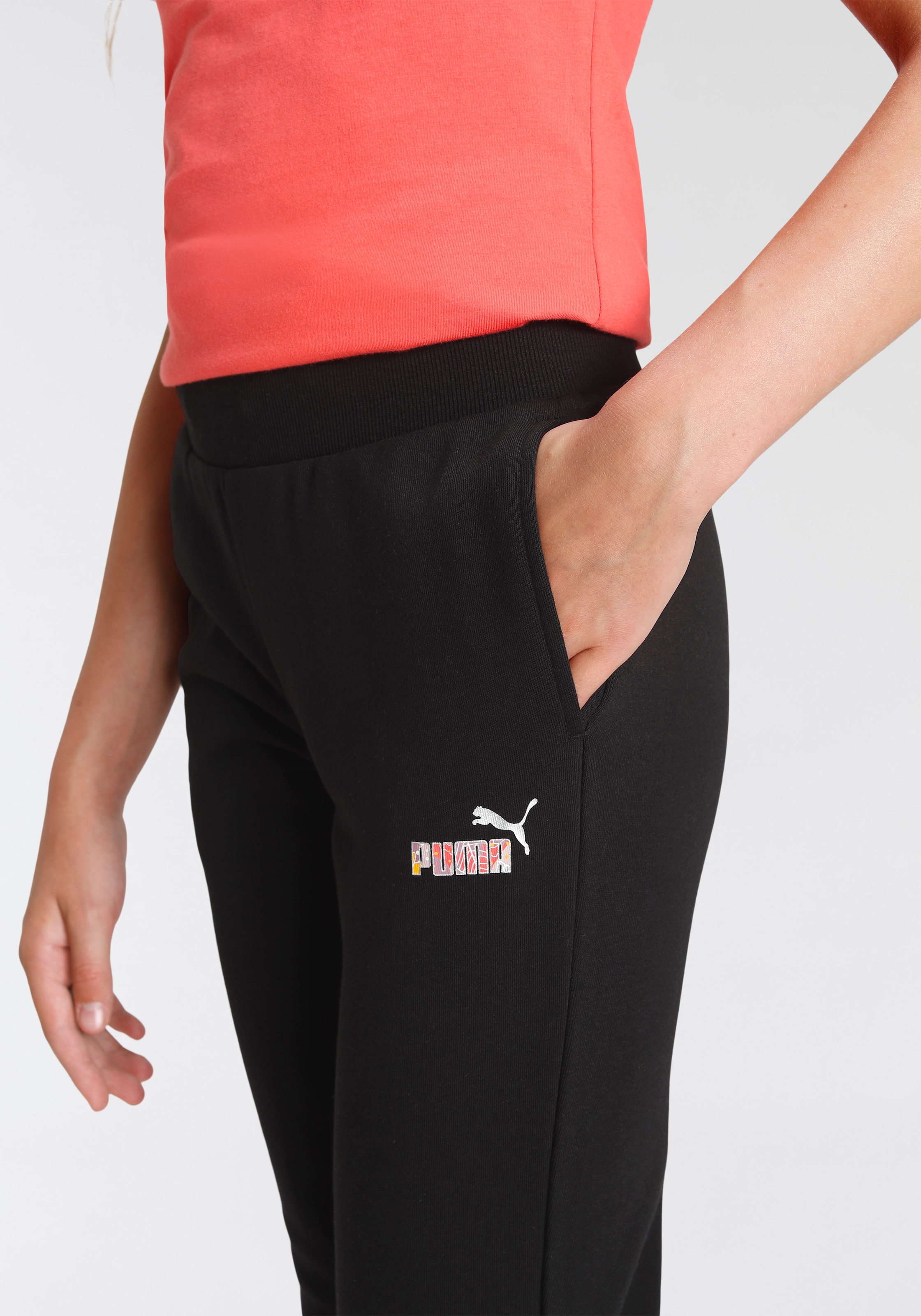 PUMA Jogginghose »ESS+ Bloom Sweatpants TR cl G«