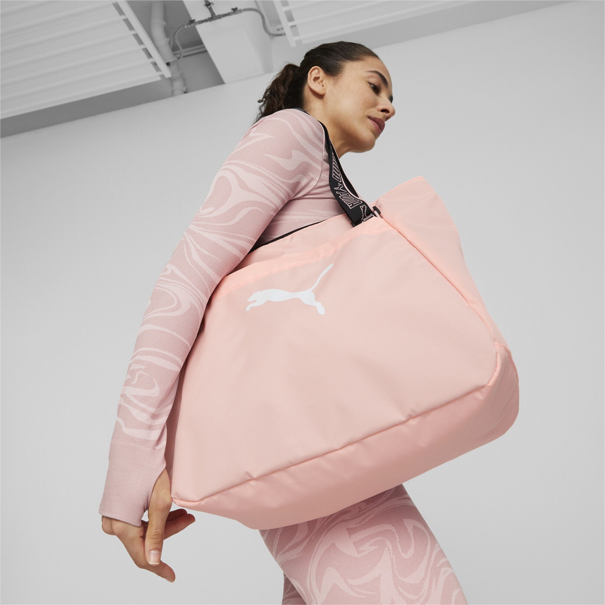 PUMA Weekender »AT Essentials Tote Sporttasche Damen«