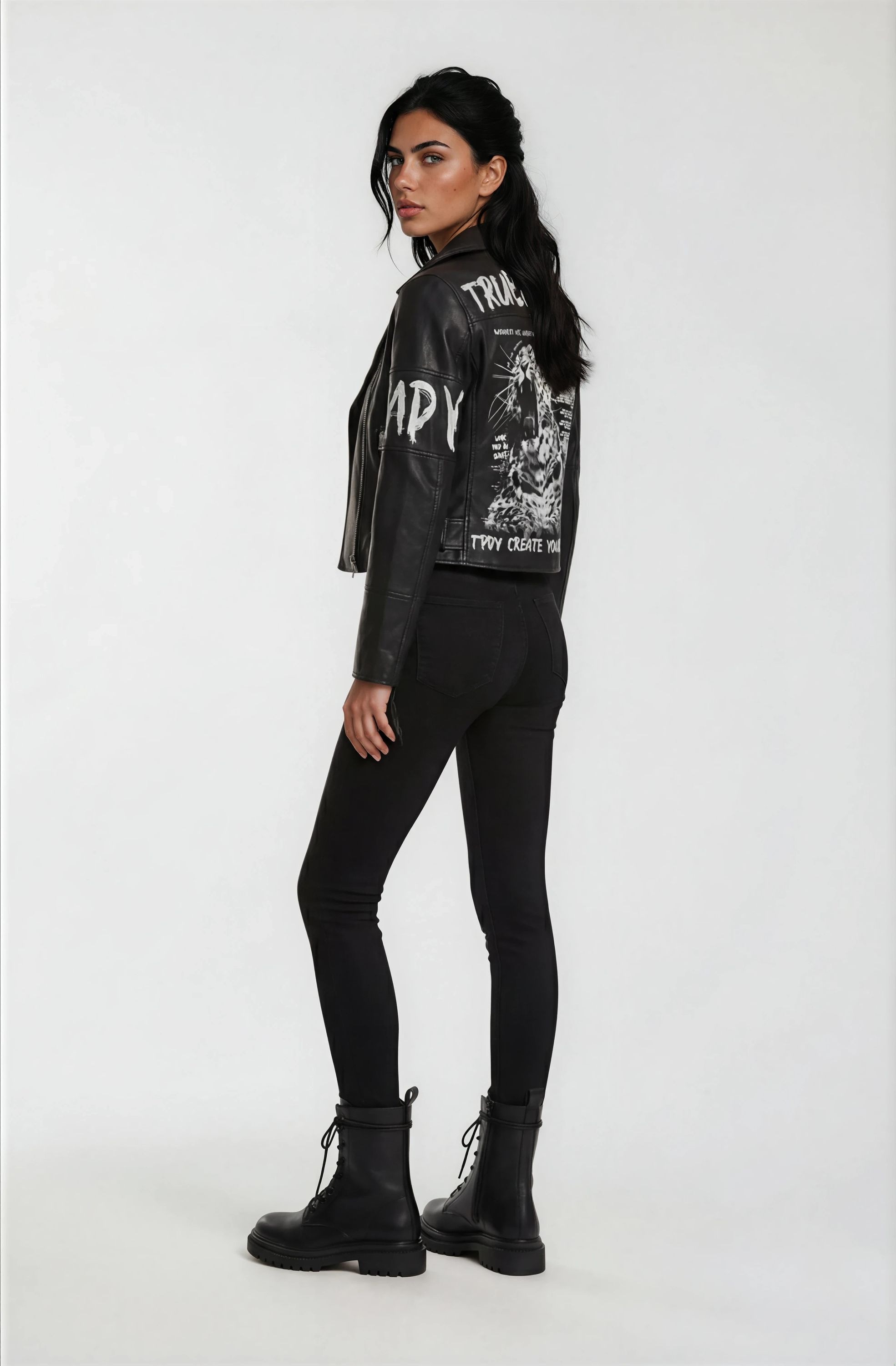 trueprodigy Lederjacke »Laila mit auffälligem Print und Gürtel« ohne Kapuze