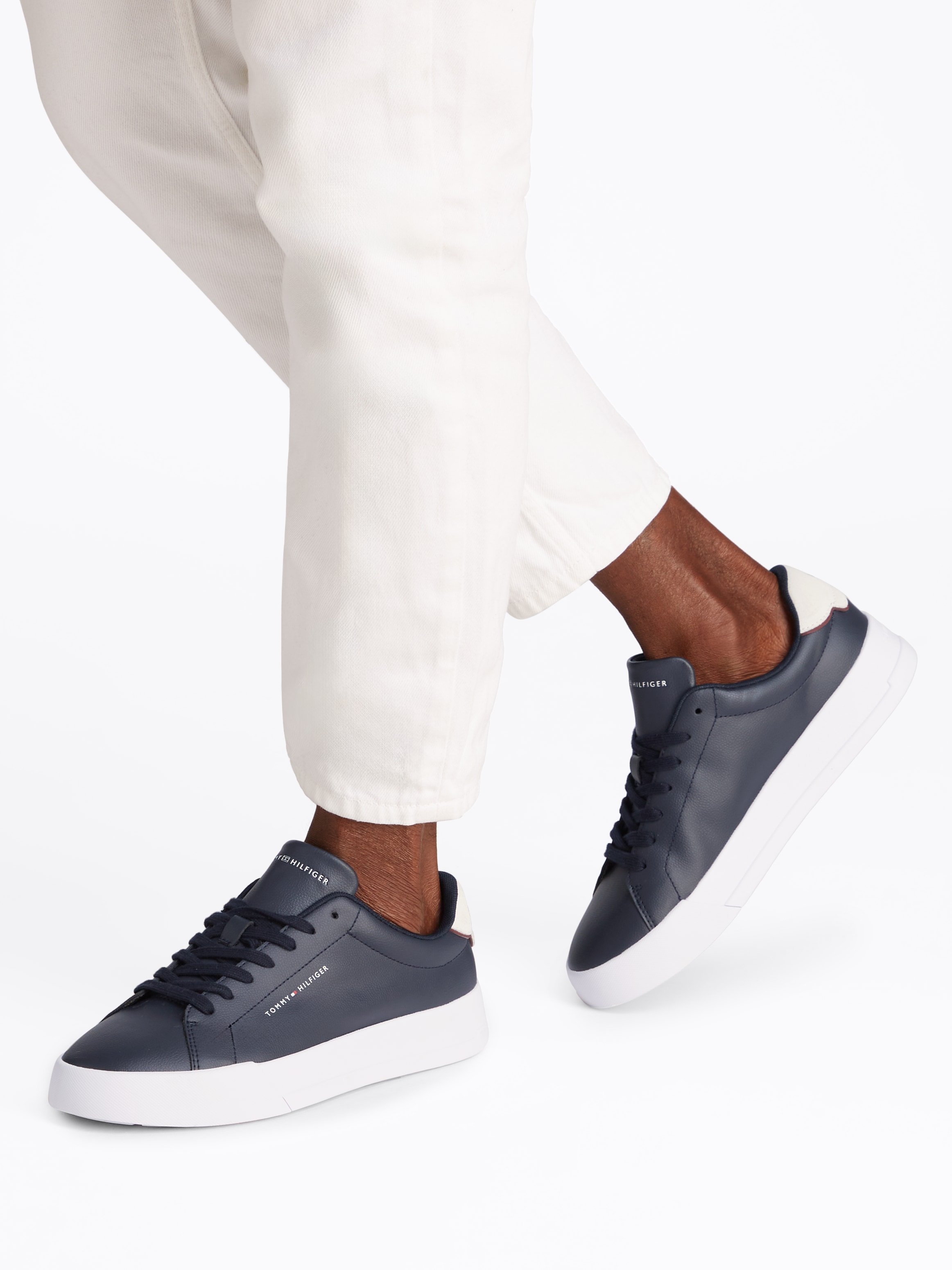 Tommy Hilfiger Plateausneaker "TH COURT LTH DETAIL ESS", Freizeitschuh, Hal günstig online kaufen