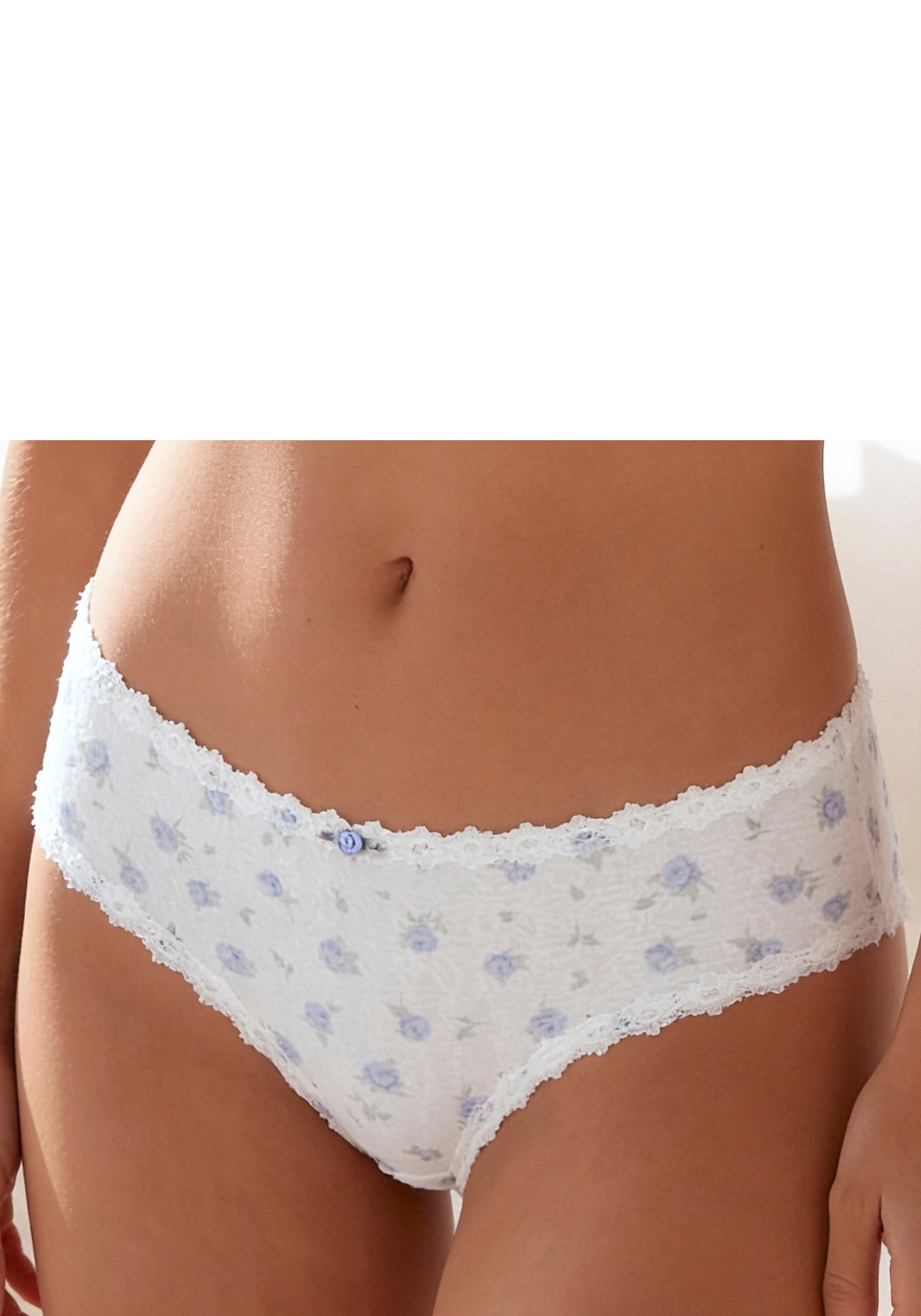 Vivance Panty "Rosali" aus softem Material mit hübschem Blumenmuster