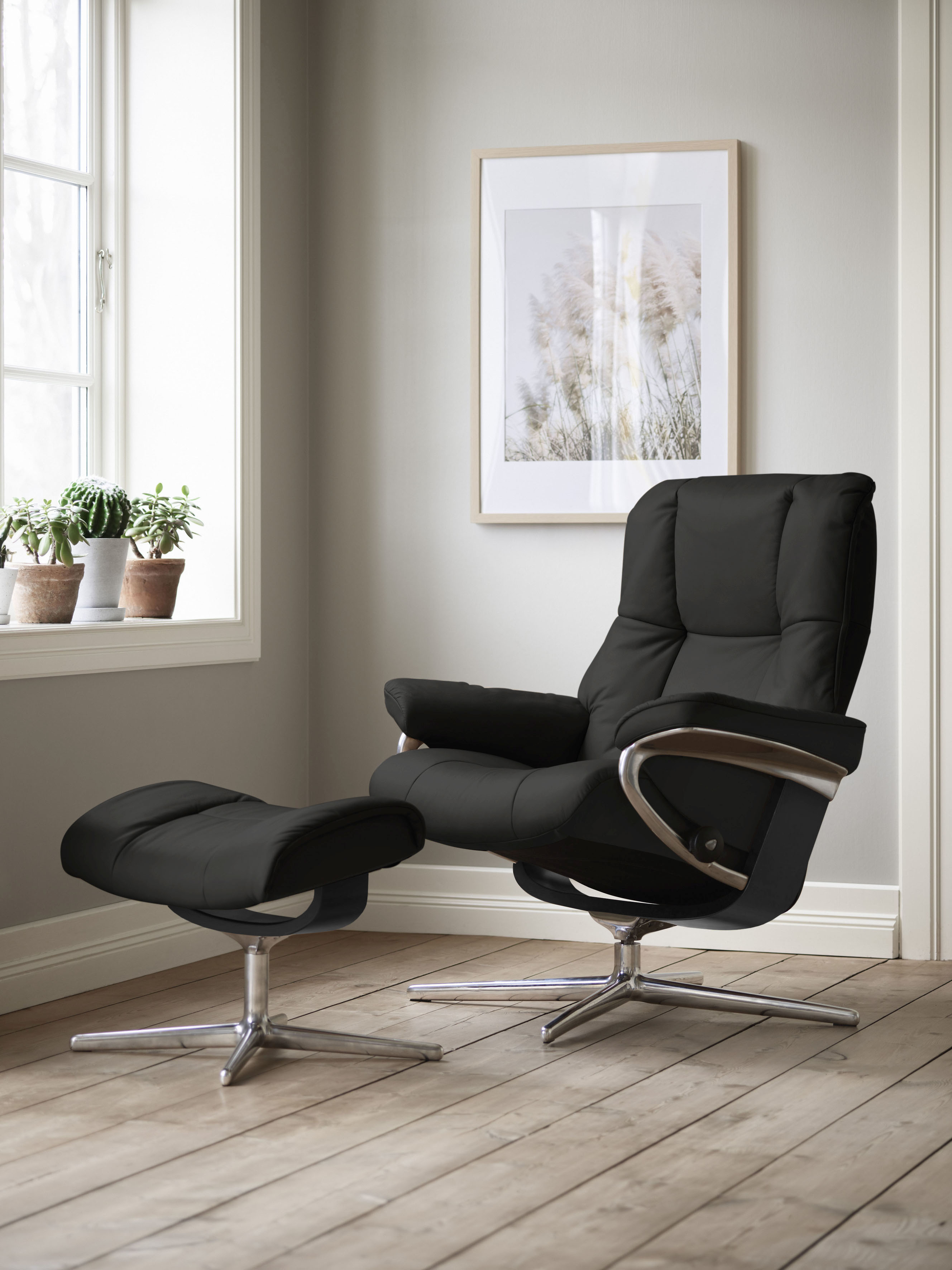 Stressless Relaxsessel "Mayfair" mit Cross Base, Größe S, M & L, Holzakzent Schwarz