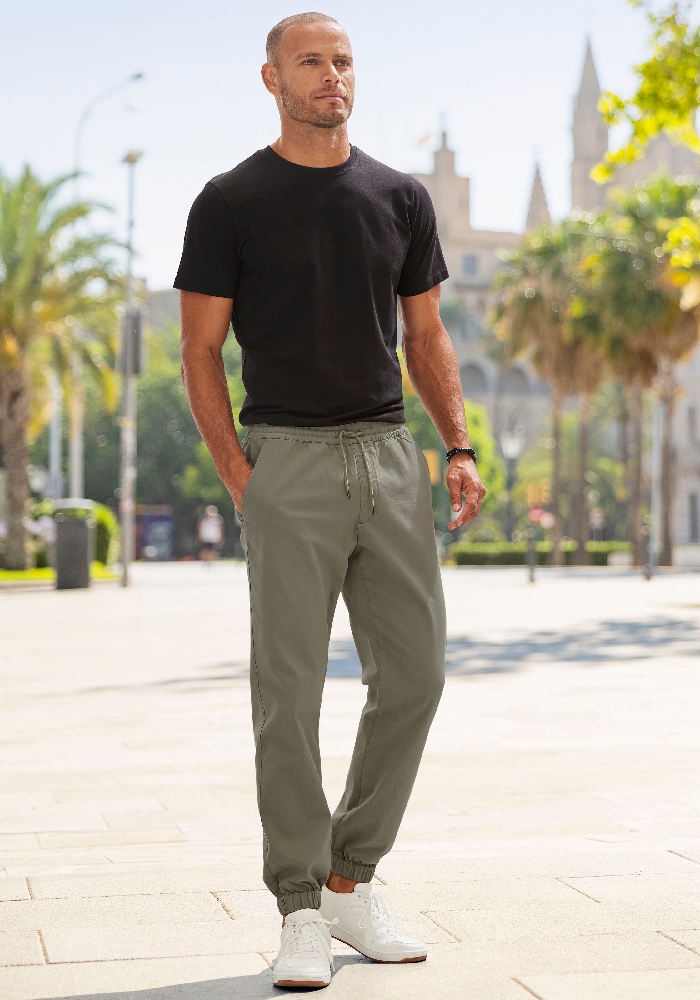 John Devin Jogger Pants »Jogg Pants«, mit normaler Leibhöhe aus elastischer Baumwoll-Qualität