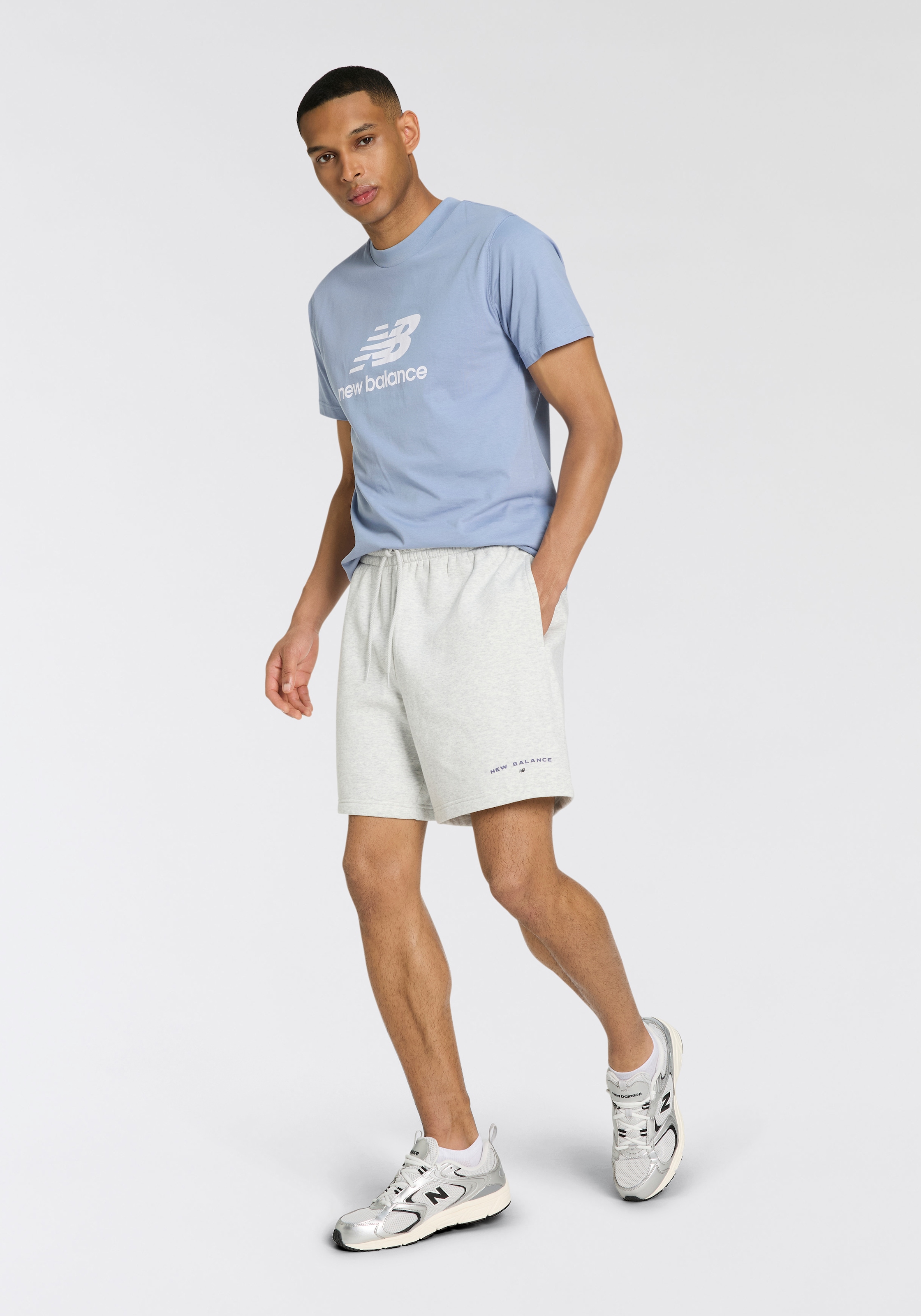 New Balance Sweatshorts »Reimagined Fleece Graphic Short 7"«