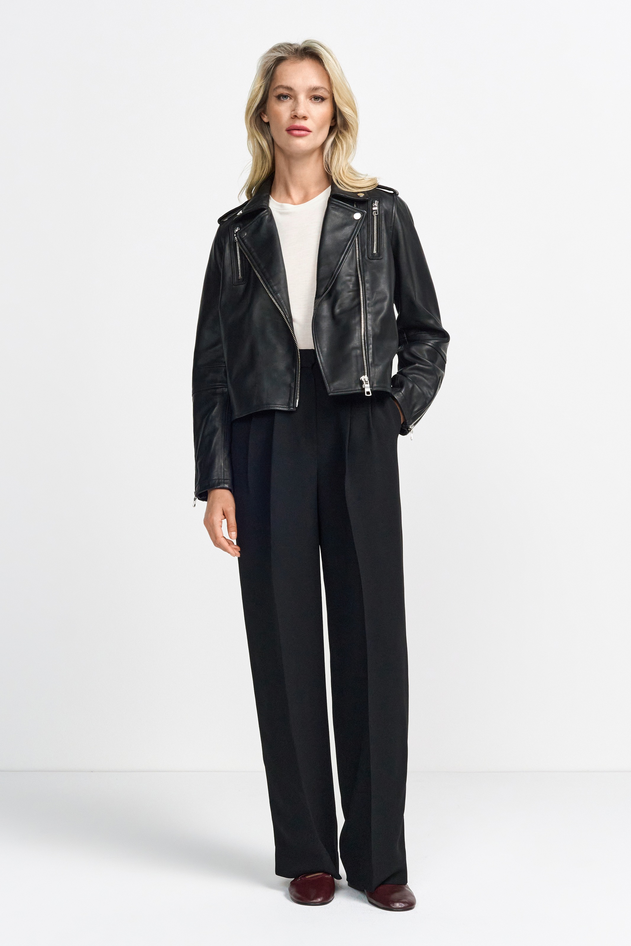 Thumbnail - RICHROYAL Bügelfaltenhose Mit Markenlabel über der Tasche