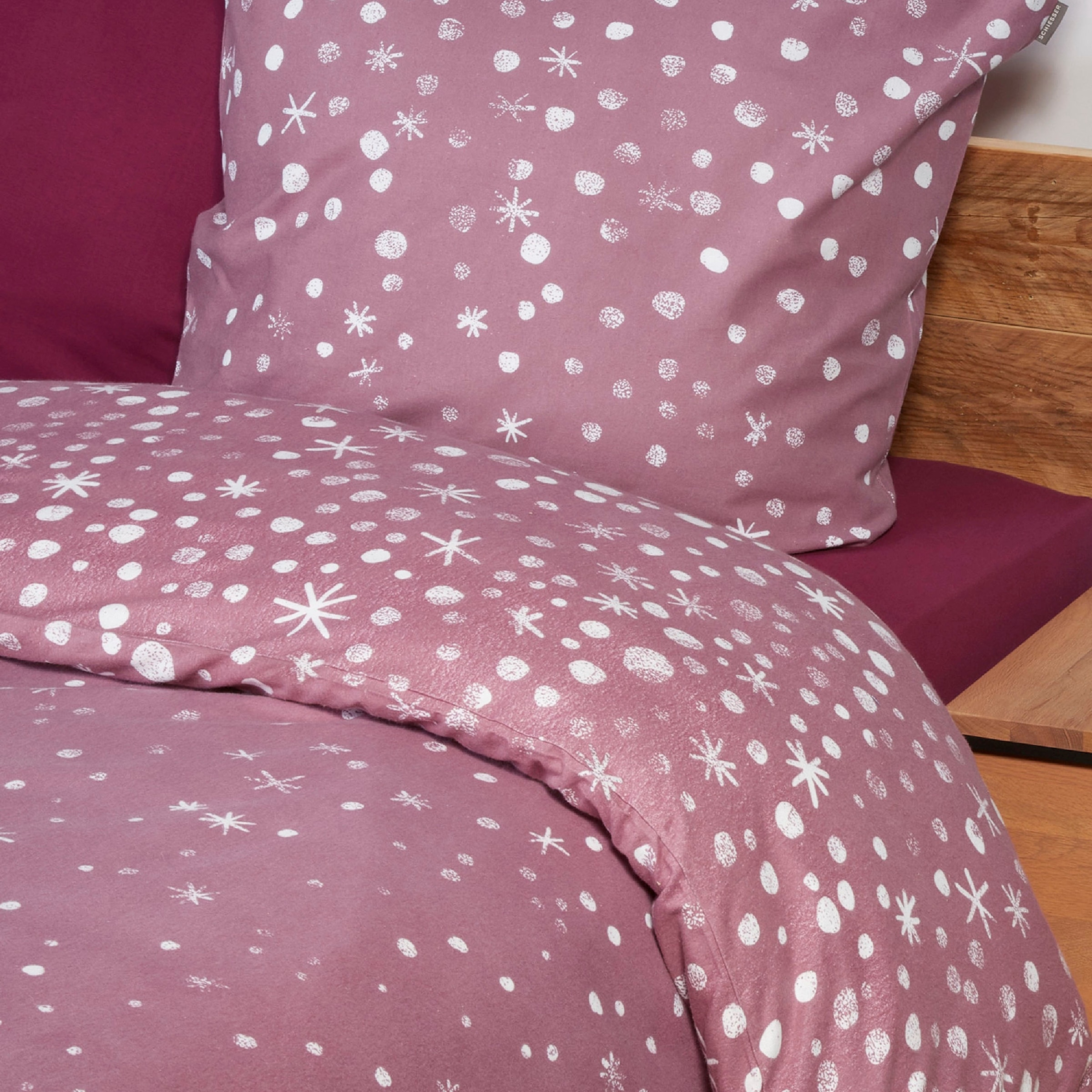 Schiesser Bettwäsche »Runa aus weicher Baumwolle mit coolem Winter-Print«, MADE IN GREEN by OEKO-TEX®-zertifiziert