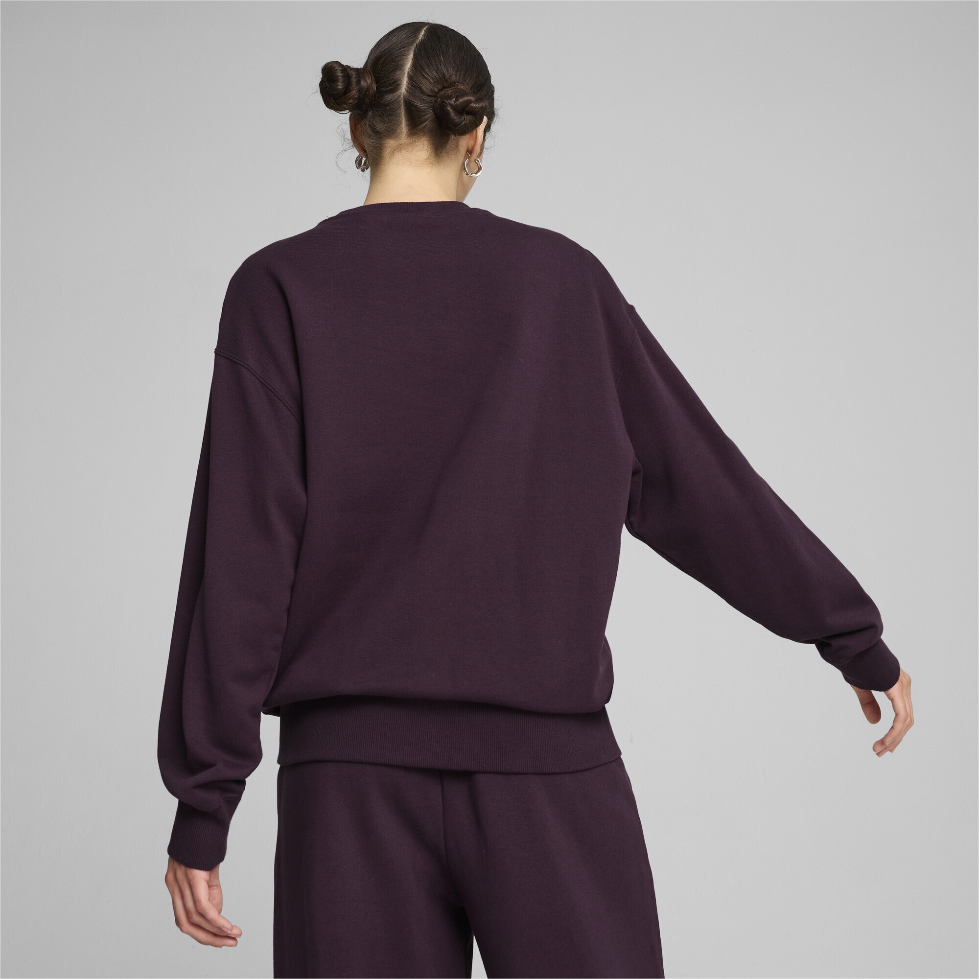 PUMA Rundhalspullover »BETTER CLASSICS Relaxed Sweatshirt Erwachsene«