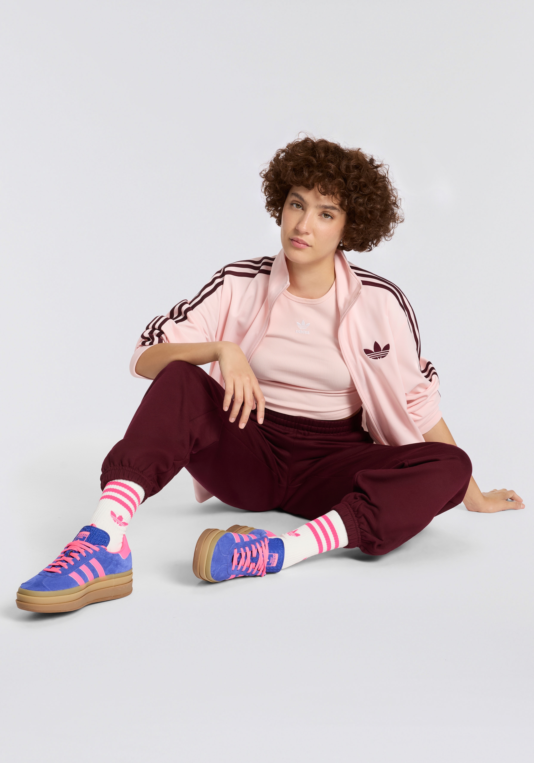 adidas Originals Sportsocken »TREFOIL CUSHION CREW, 3 PAAR« 3 Paar tlg. für Erwachsene, 3er-Pack, mit Logodruck, wadenlang