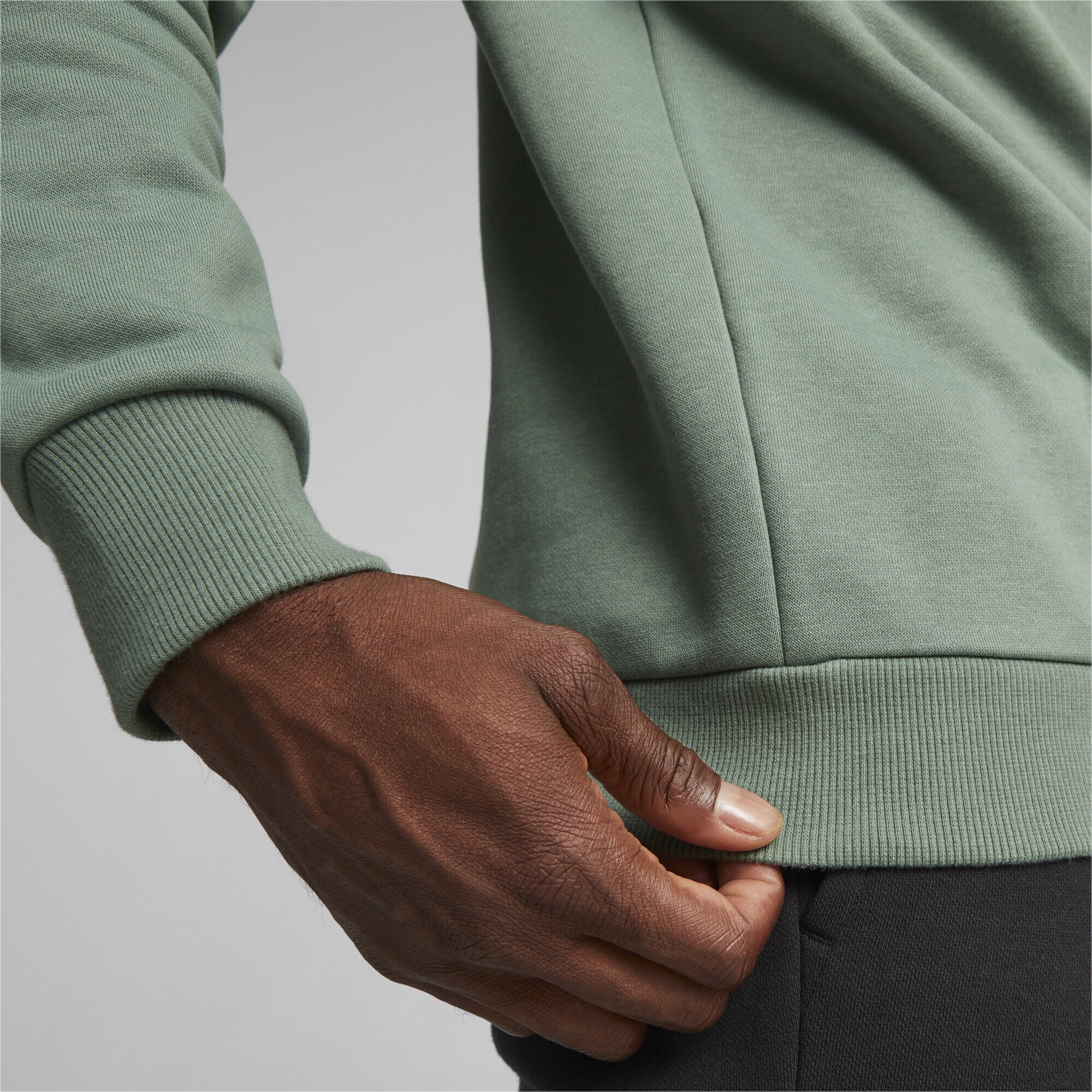PUMA Sweatshirt »Essentials+ 2 Colour Small Logo Crew Neck Sweatshirt Herren«