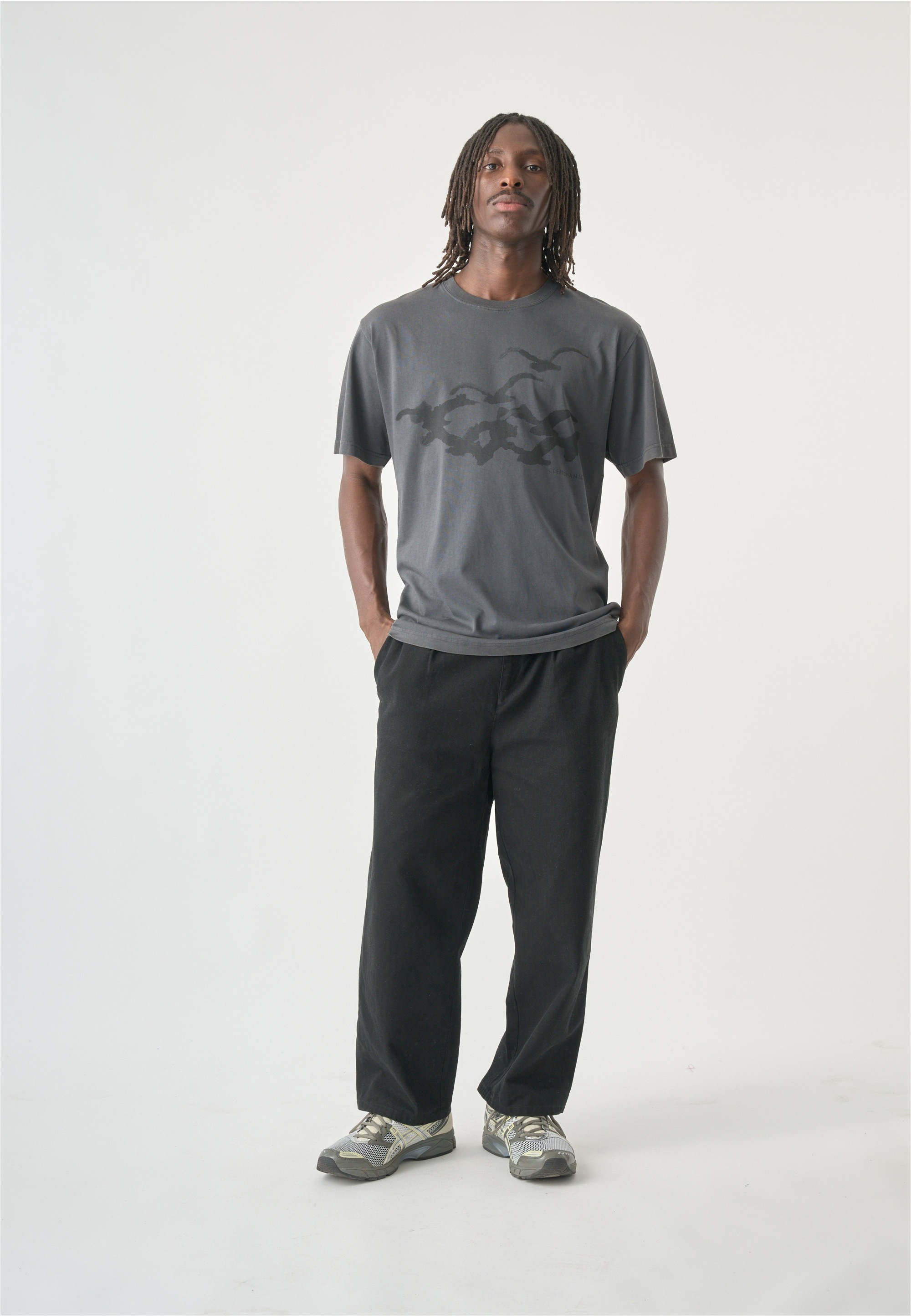 Cleptomanicx T-Shirt mit coolem Frontprint