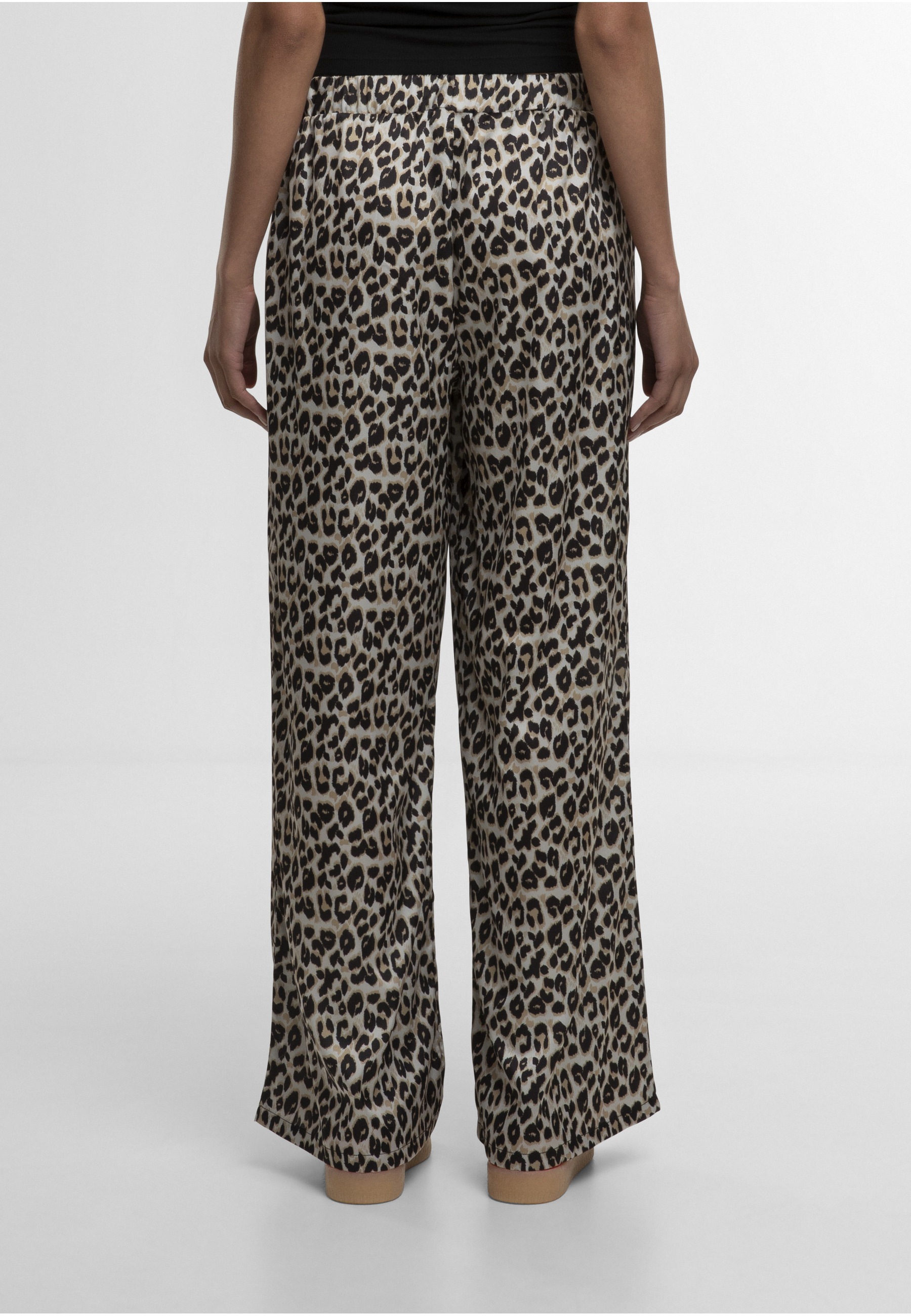 URBAN CLASSICS Stoffhose »Urban Classics Ladies Leo Resort Pants«