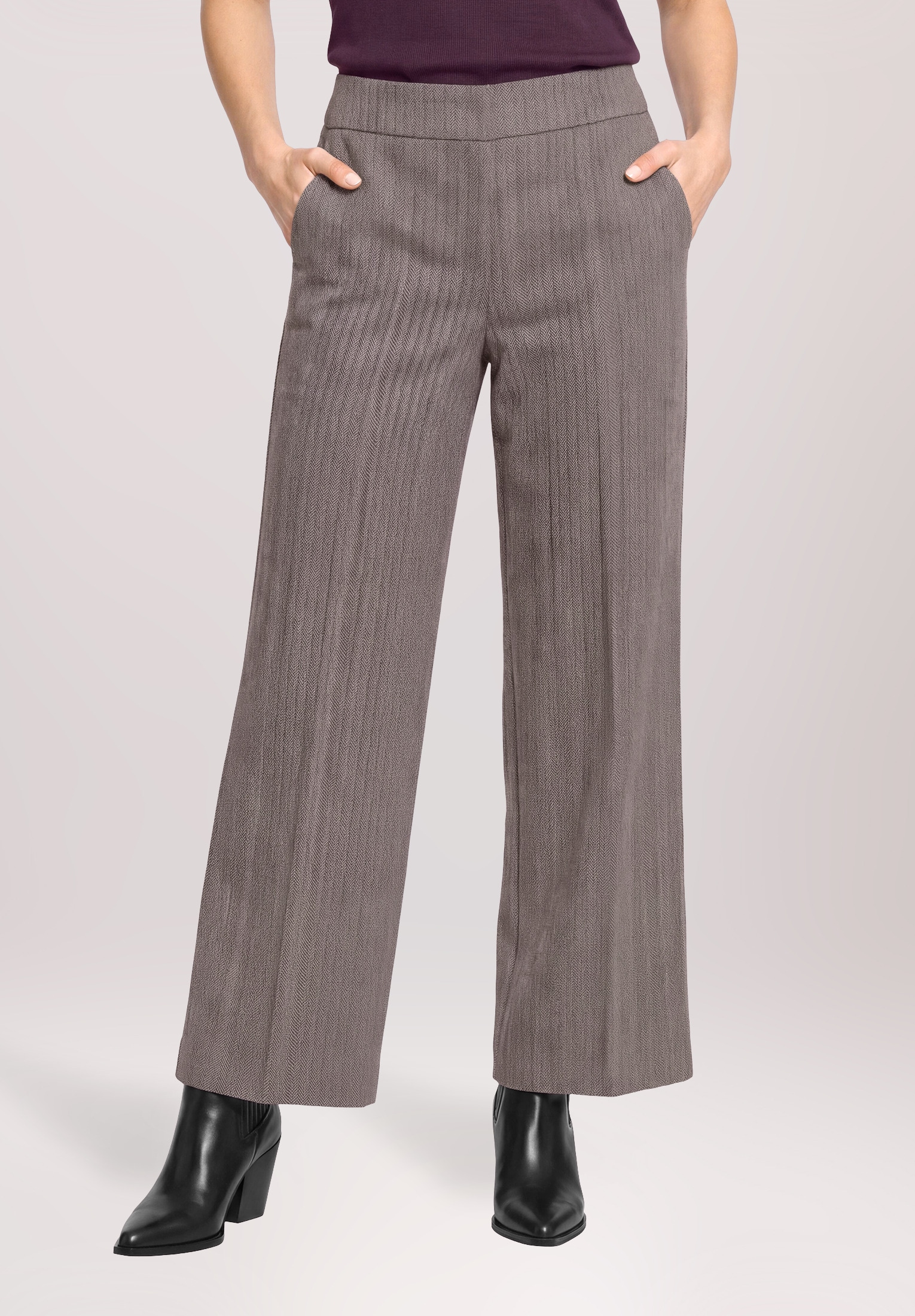 Cartoon Culotte »Damen mit Bügelfalte«