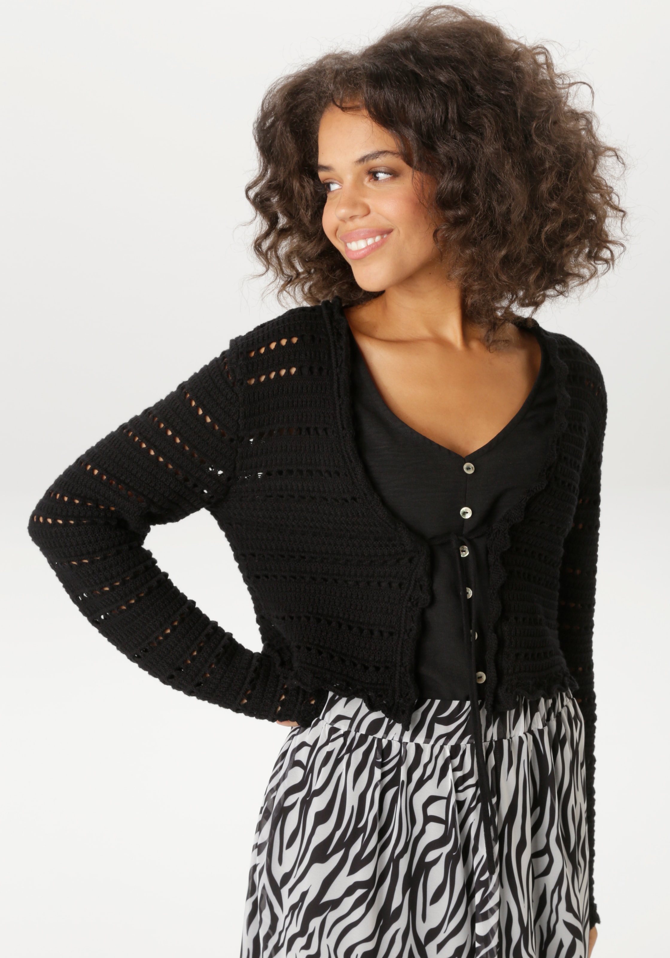 Aniston CASUAL Strickjacke im trendigen Ajour-Muster-Mix - NEUE KOLLEKTION günstig online kaufen