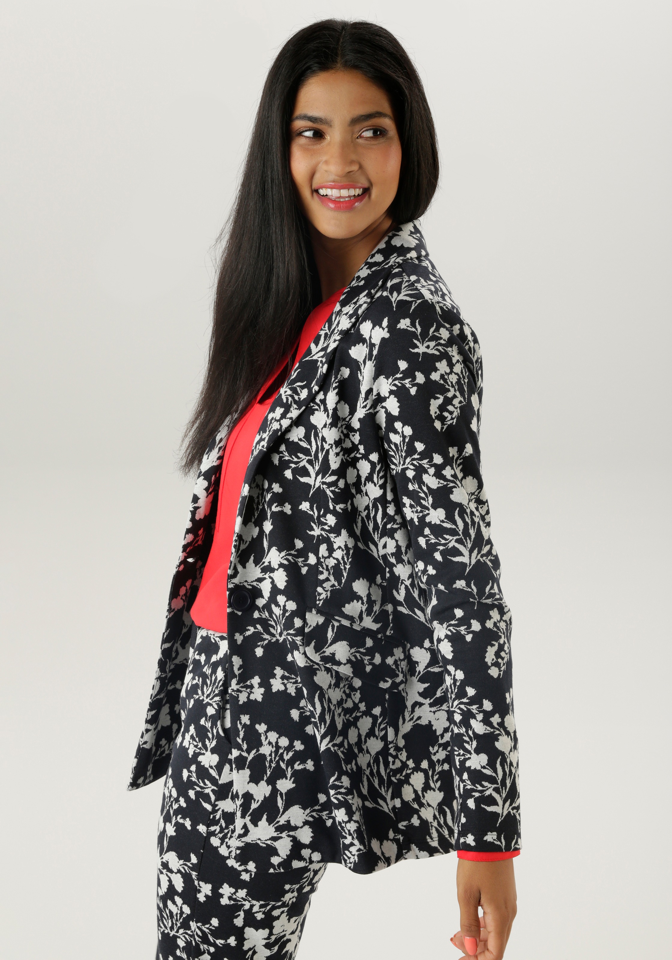 Aniston SELECTED Longblazer, mit abstrakter, floraler Musterung günstig online kaufen