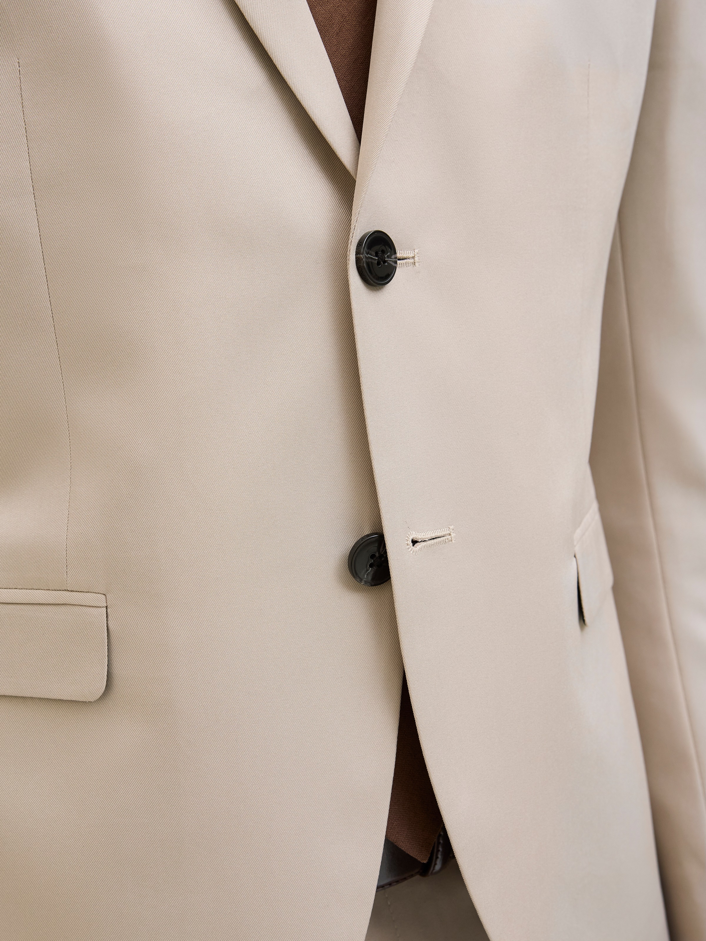 Jack & Jones Anzug »JPRCOSTA SUIT« Set, 2 tlg. tlg. sehr schmal aus Polyester, sehr schmale Passform, mit Reverskragen, Langarm-Sakko
