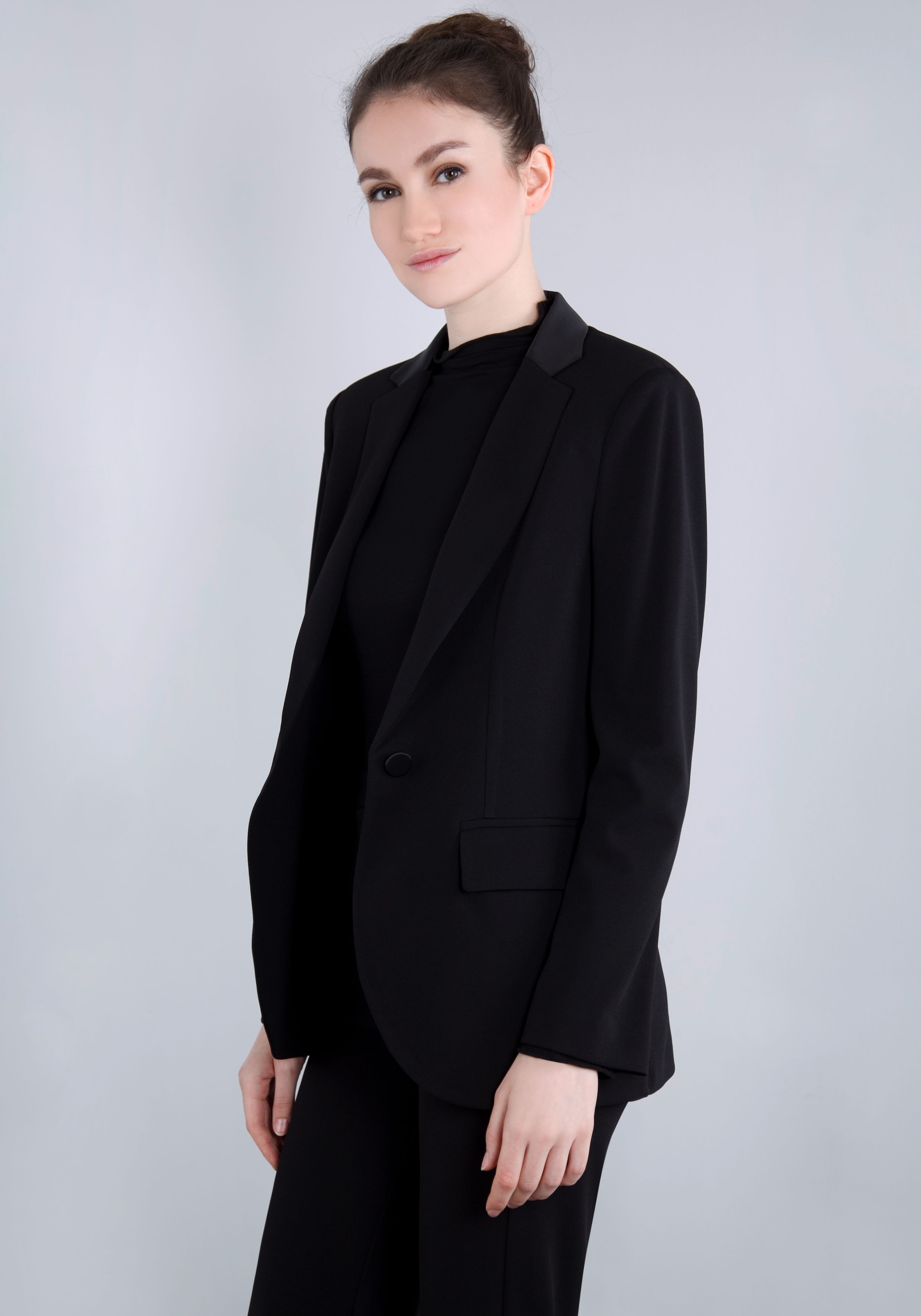 IMPERIAL Longblazer, mit Satindetails und Stretch