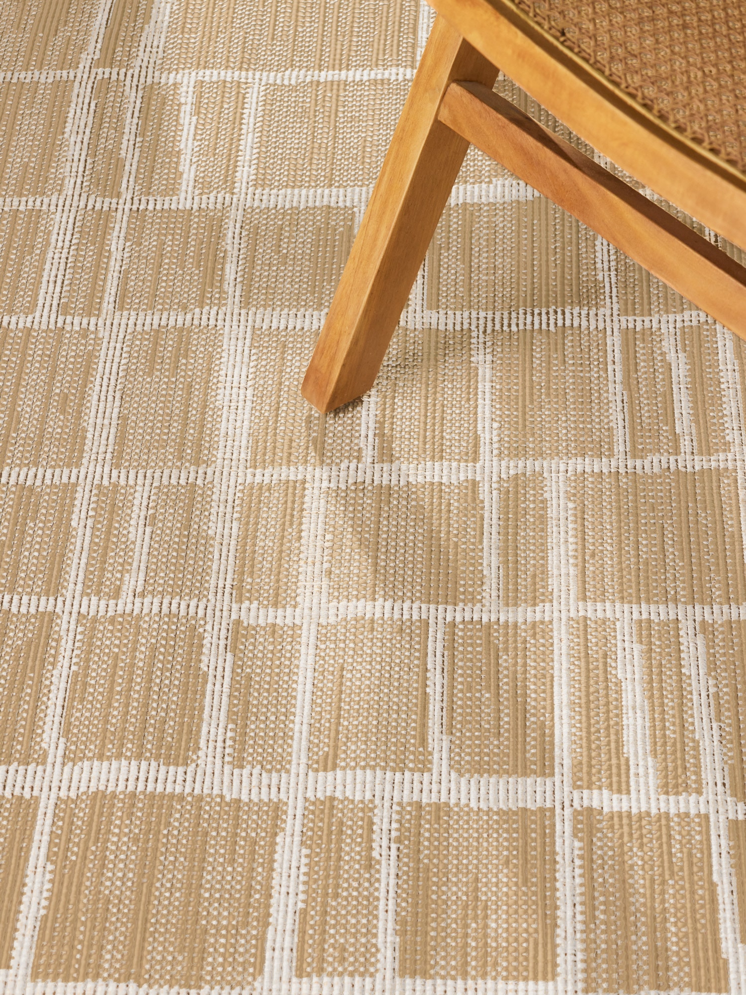 Ted Baker Teppich »Crouch« rund 8 mm Höhe Designteppich, Wetterfest, Pflegeleicht, Modern, Wohnzimmer, Terrasse