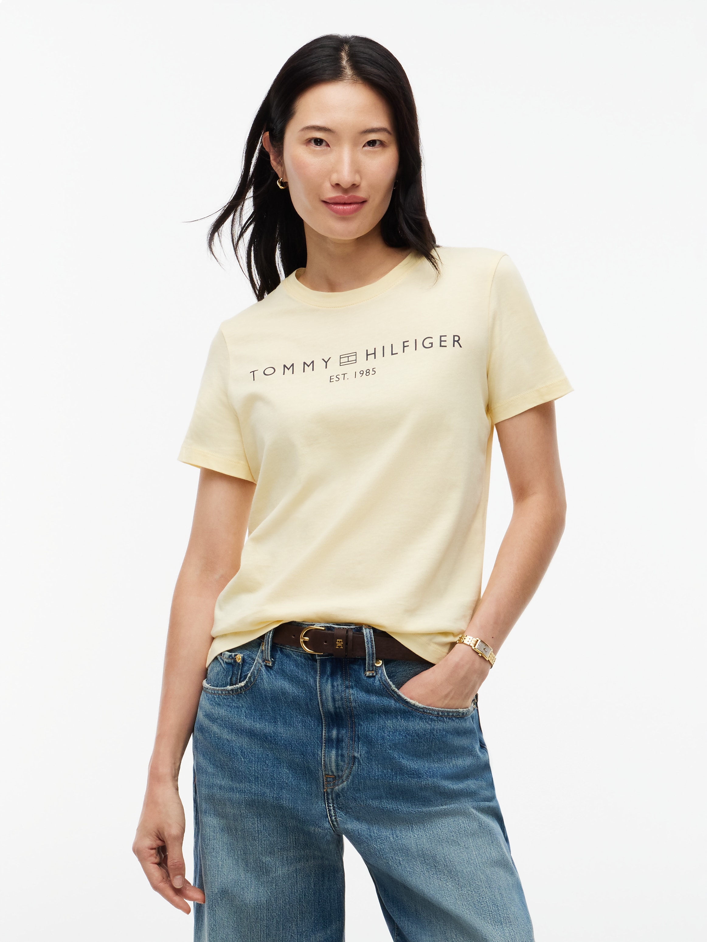 Tommy Hilfiger Kurzarmshirt "REG CORP LOGO C-NK mit Logoschriftzug und Stickerei" Baumwolle