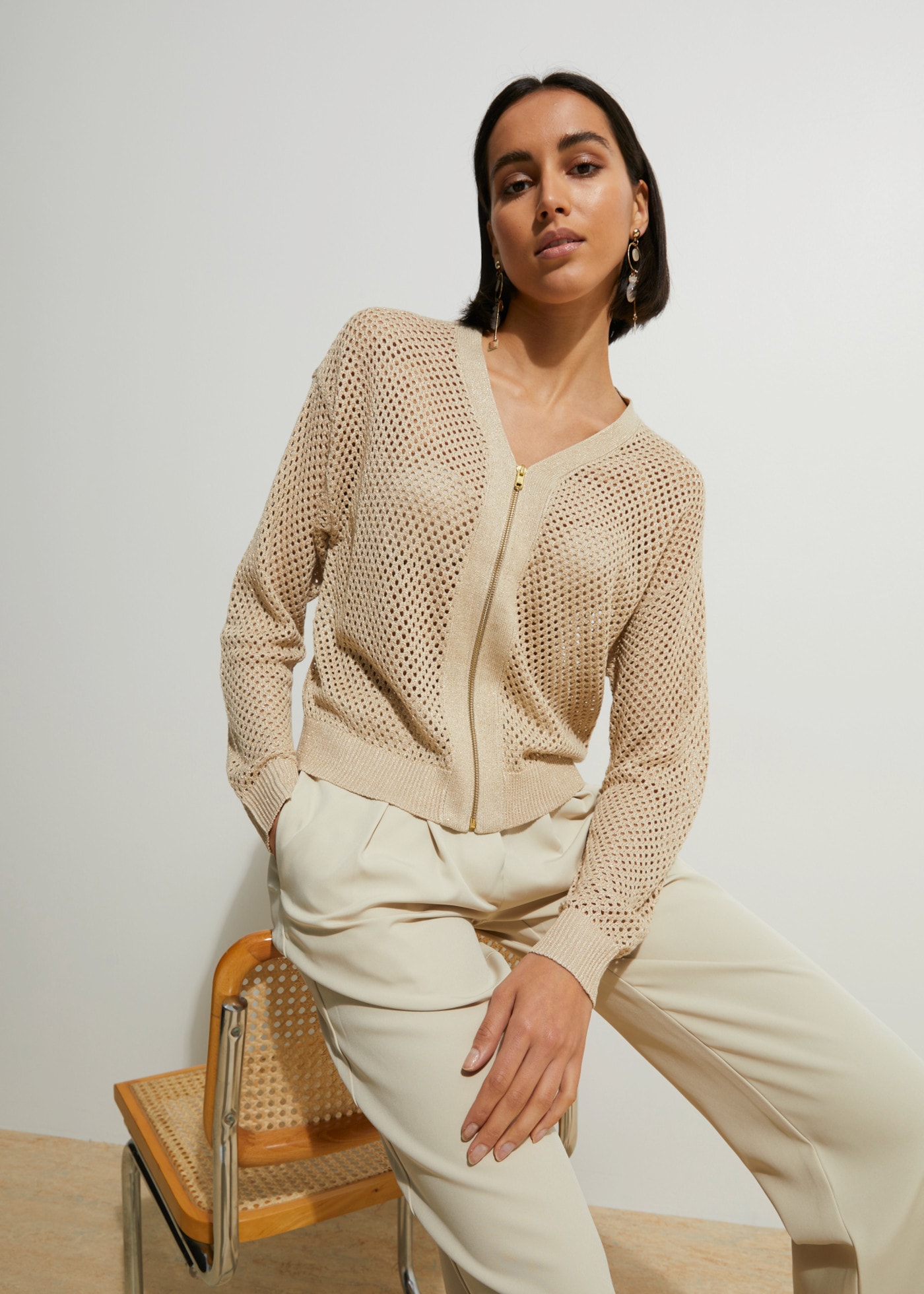 bonprix Strickjacke Oversize-Passform, mit Reißverschluss vorne