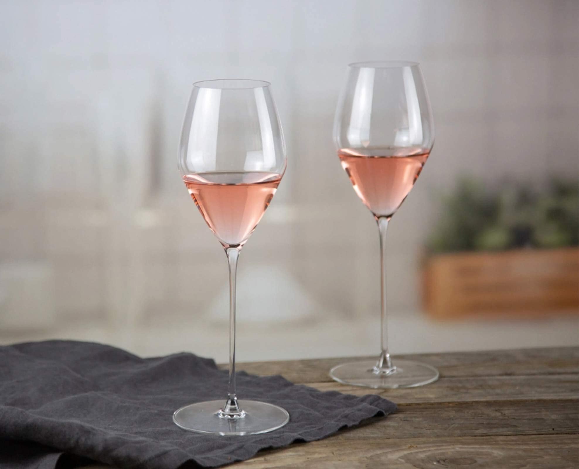 RIEDEL THE WINE GLASS COMPANY Weinglas »Rosé Weingläser + Poliertuch Veloce 347 ml 2er Set transparent«