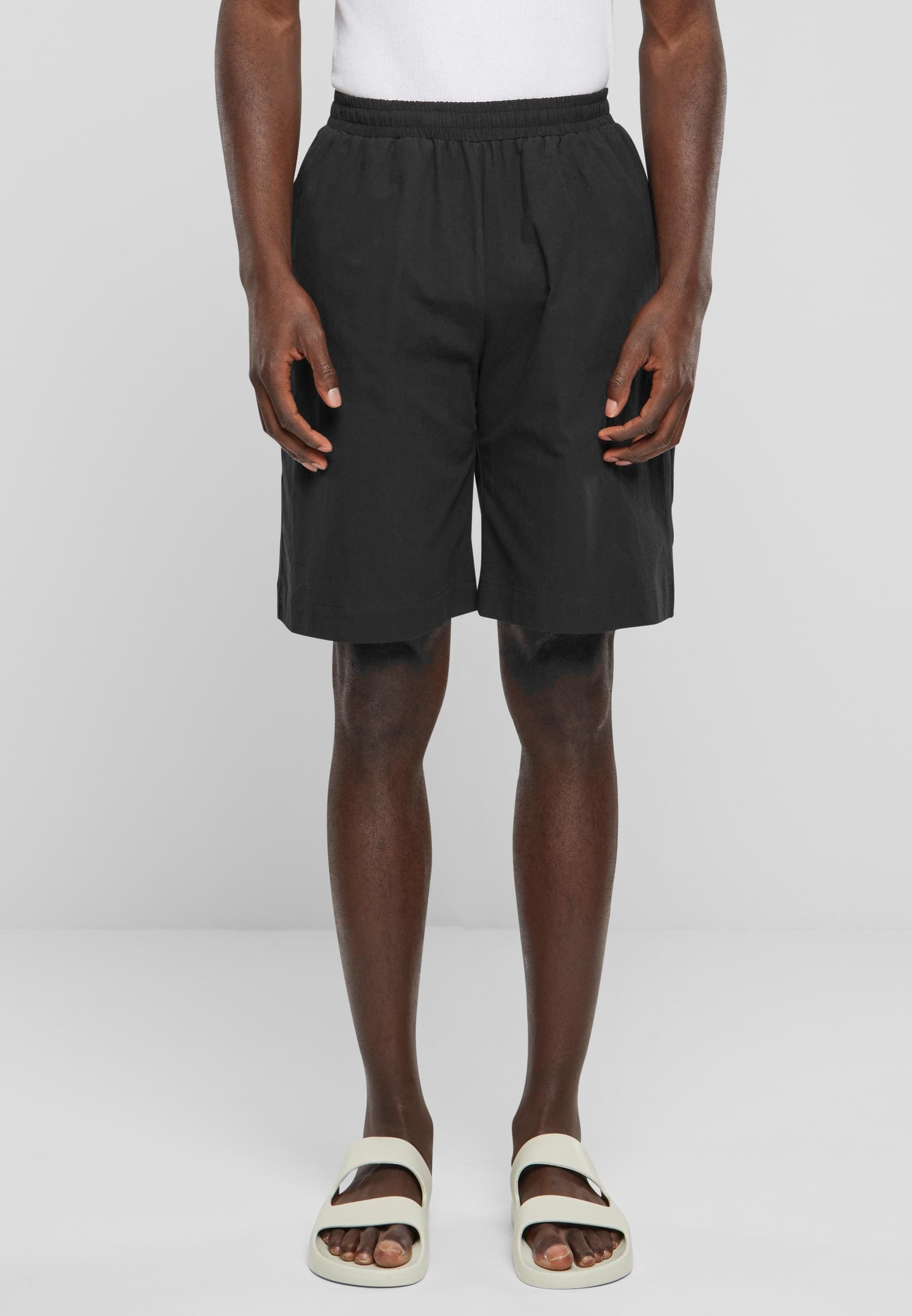 URBAN CLASSICS Shorts »Urban Classics Herren Wide Crepe Shorts«, (1 tlg.)
